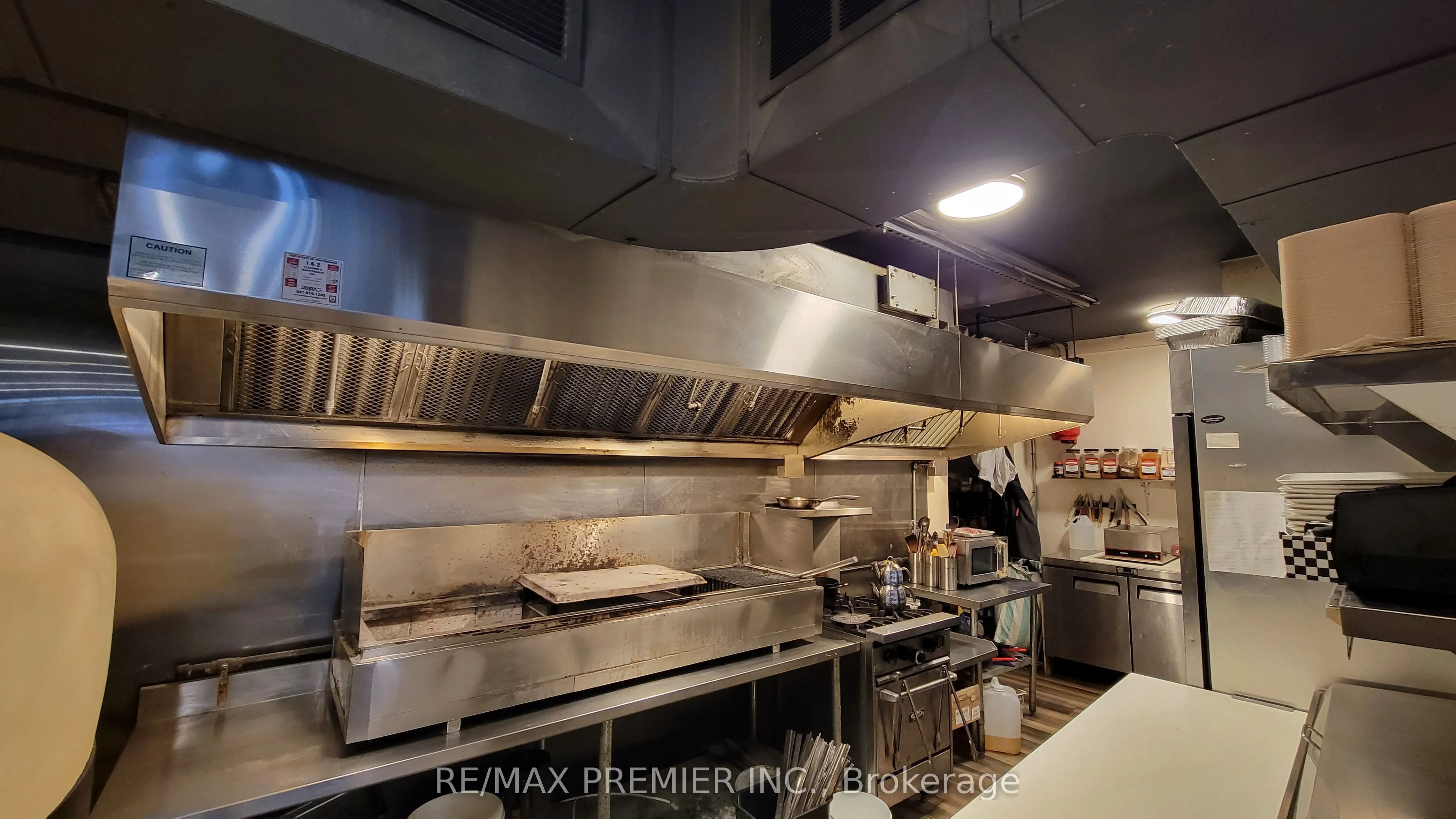 3443 Yonge Street