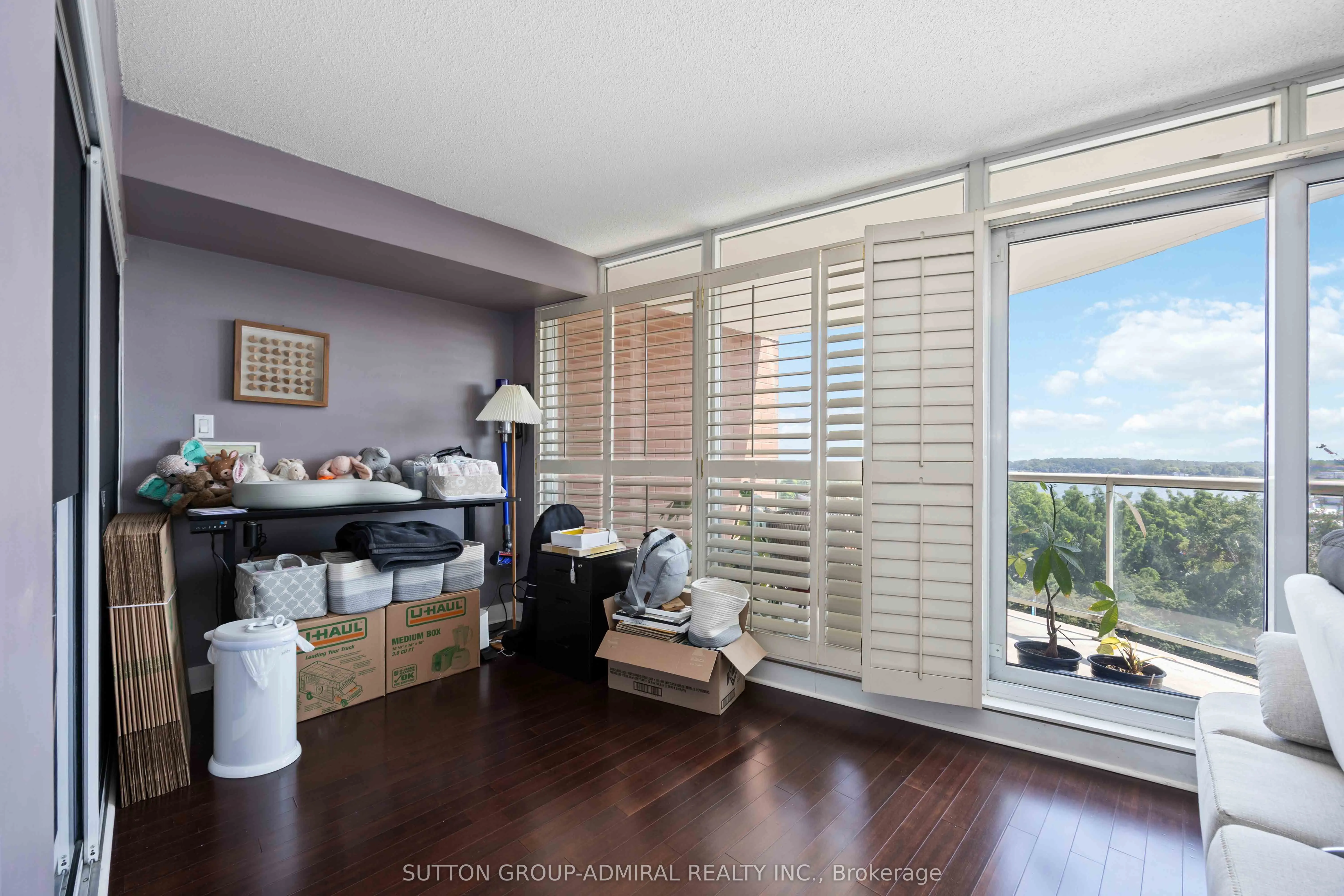 550 Queens Quay W, #726
