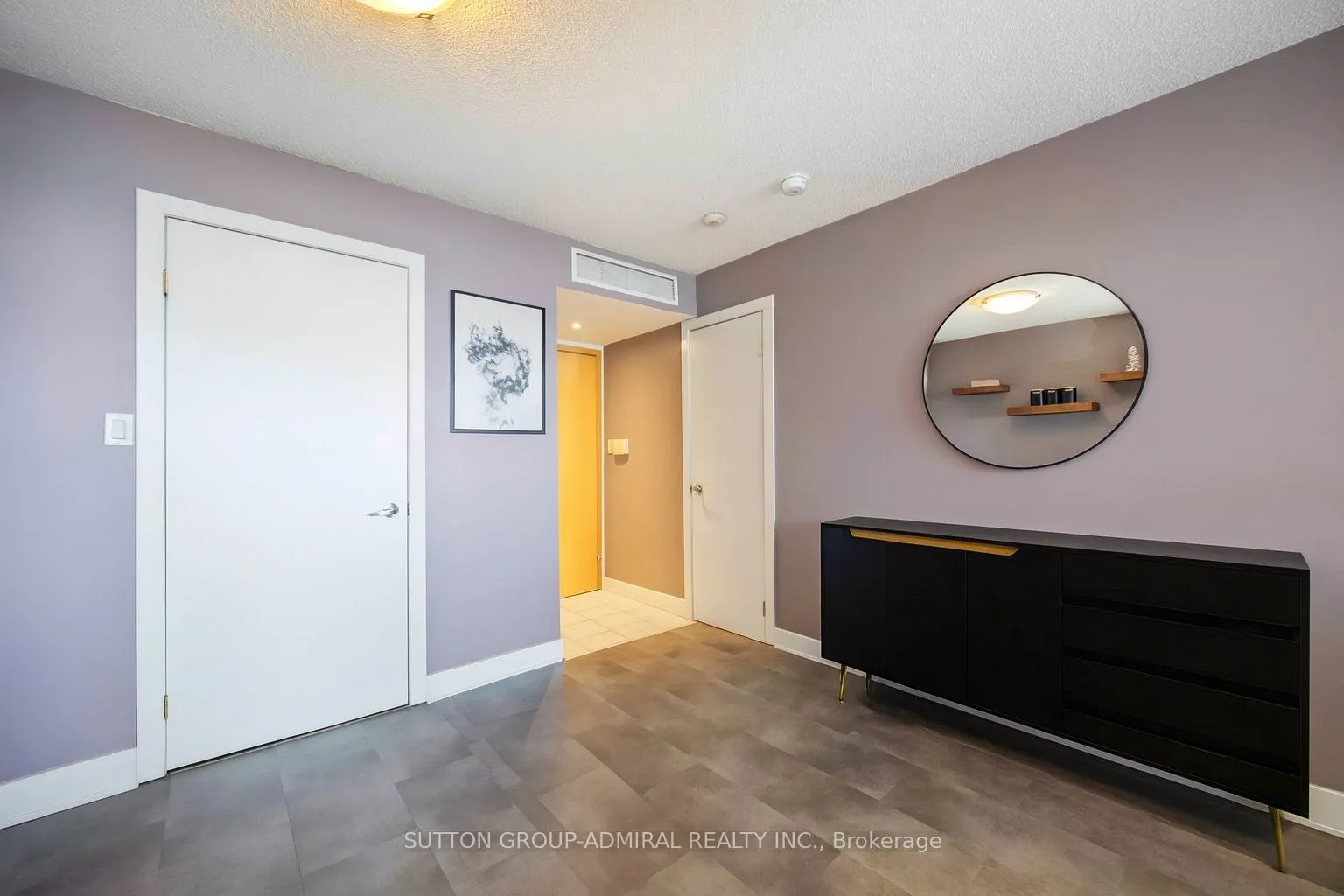 550 Queens Quay W, #726