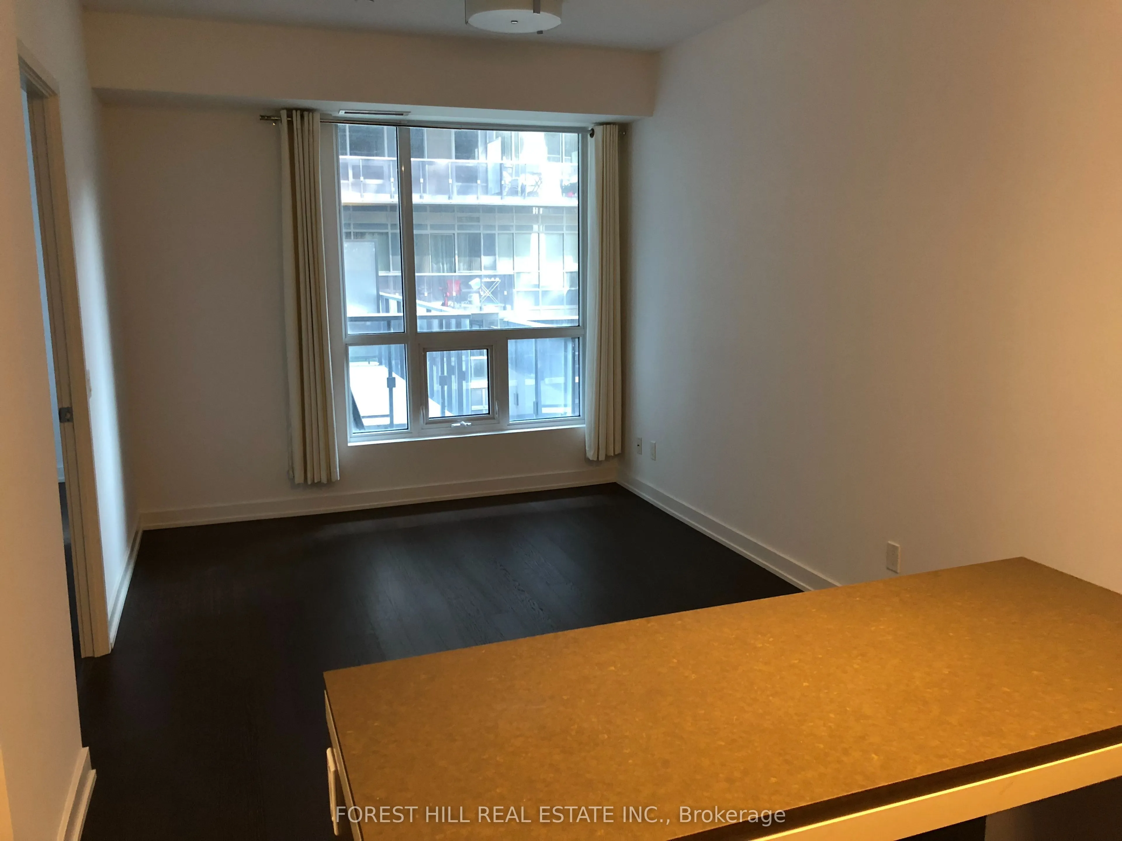 1030 King Street W, #437