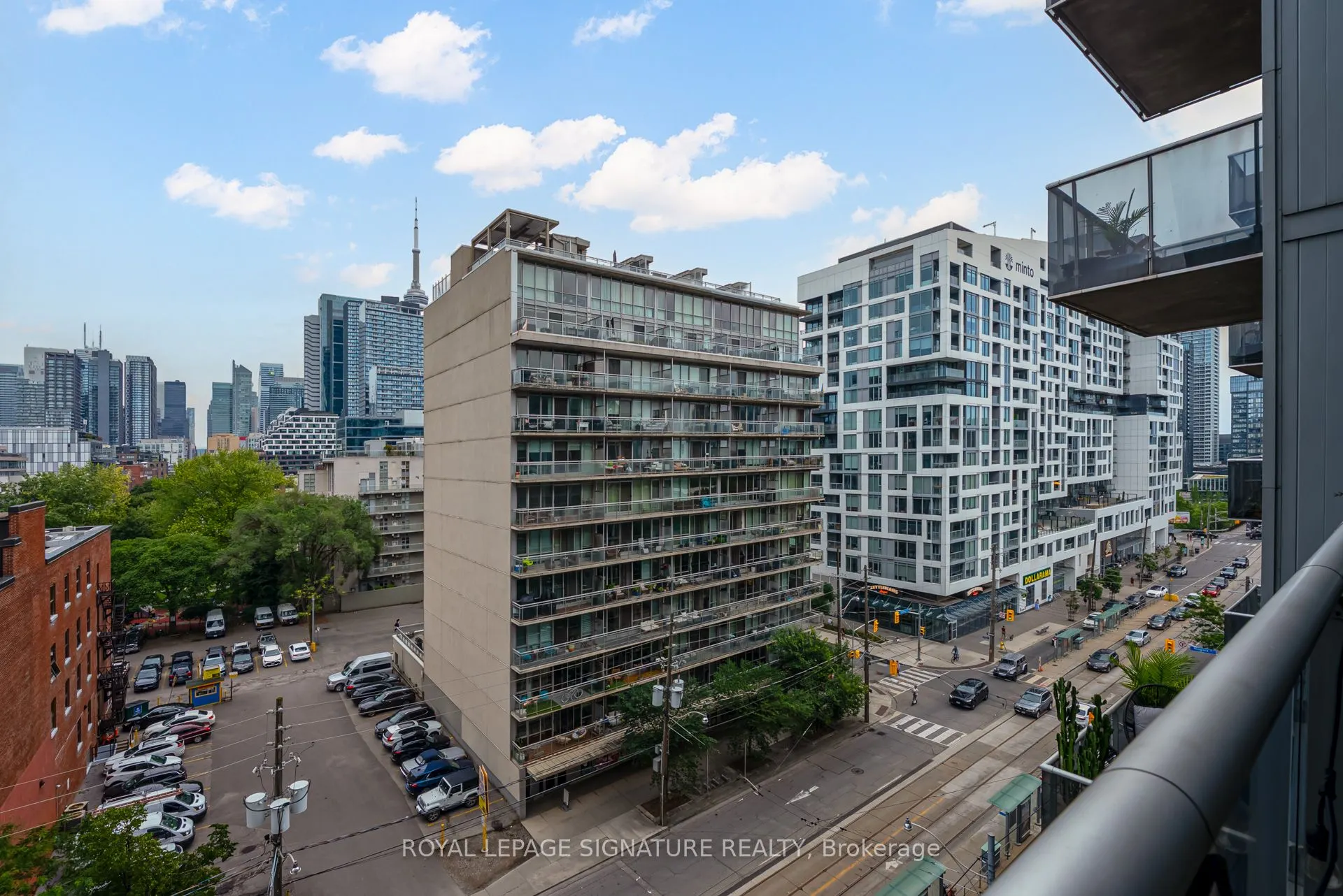 60 Bathurst Street, #707