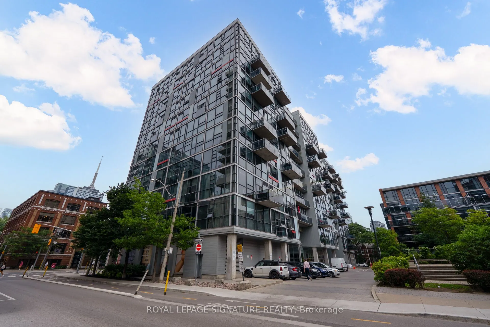 60 Bathurst Street, #707