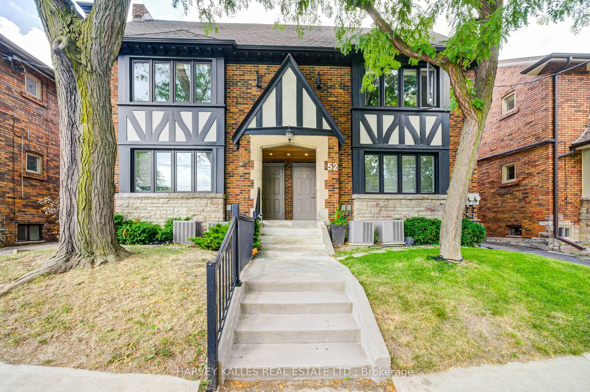 52 College View Avenue, #4