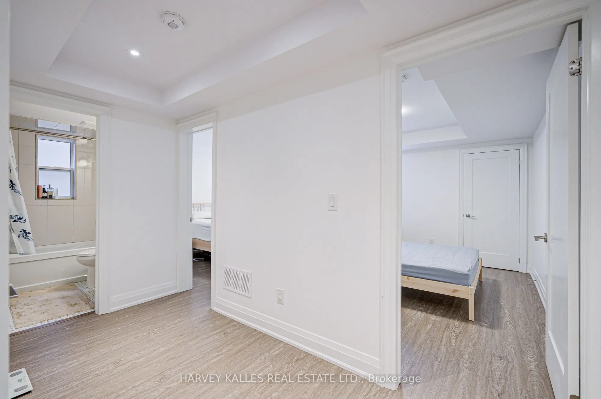 52 College View Avenue, #4