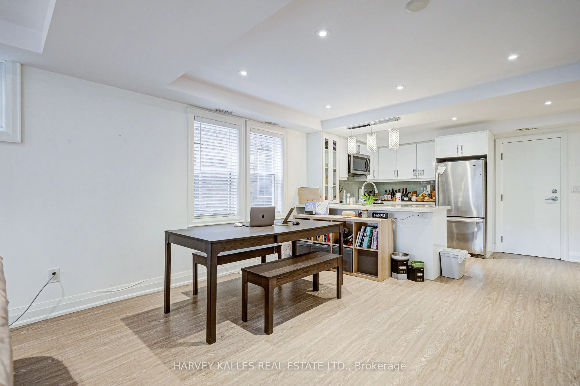 52 College View Avenue, #4