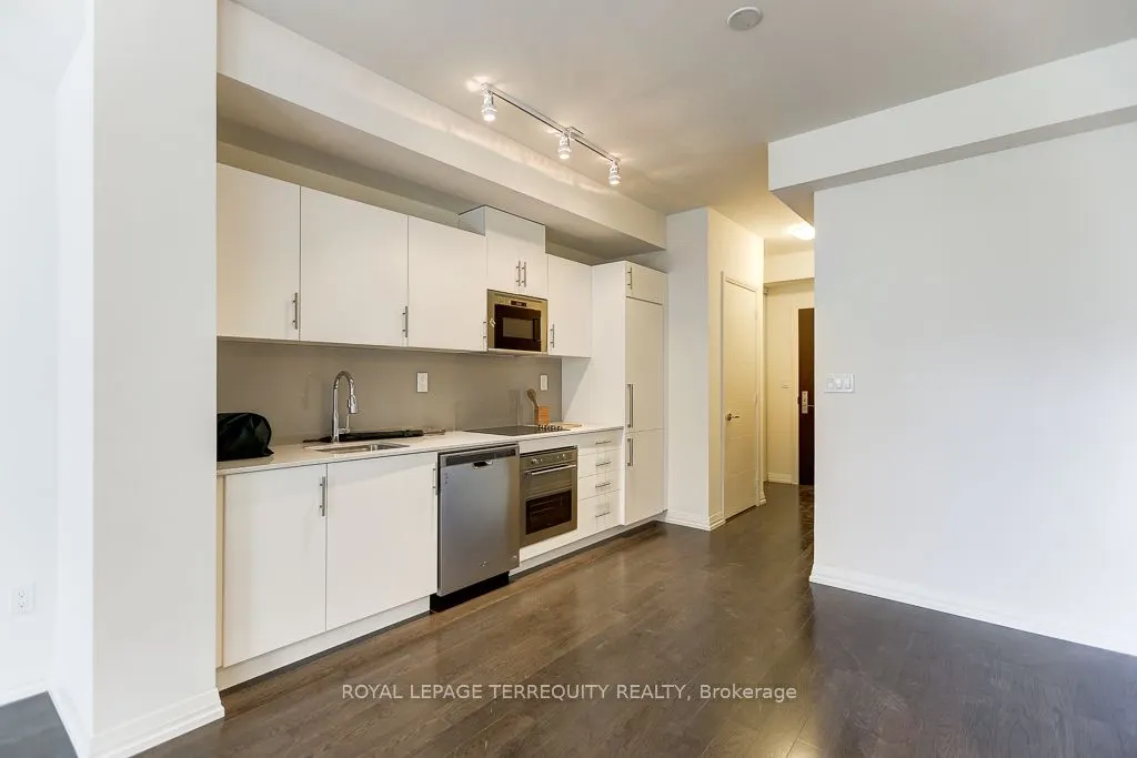 460 Adelaide Street E, #1118