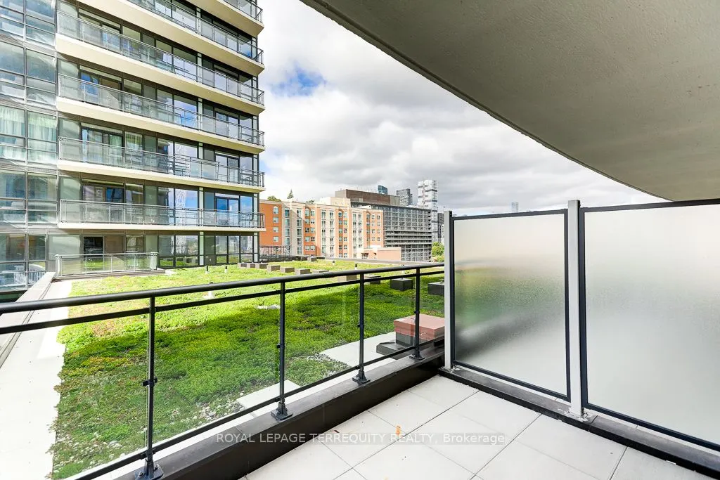 460 Adelaide Street E, #1118