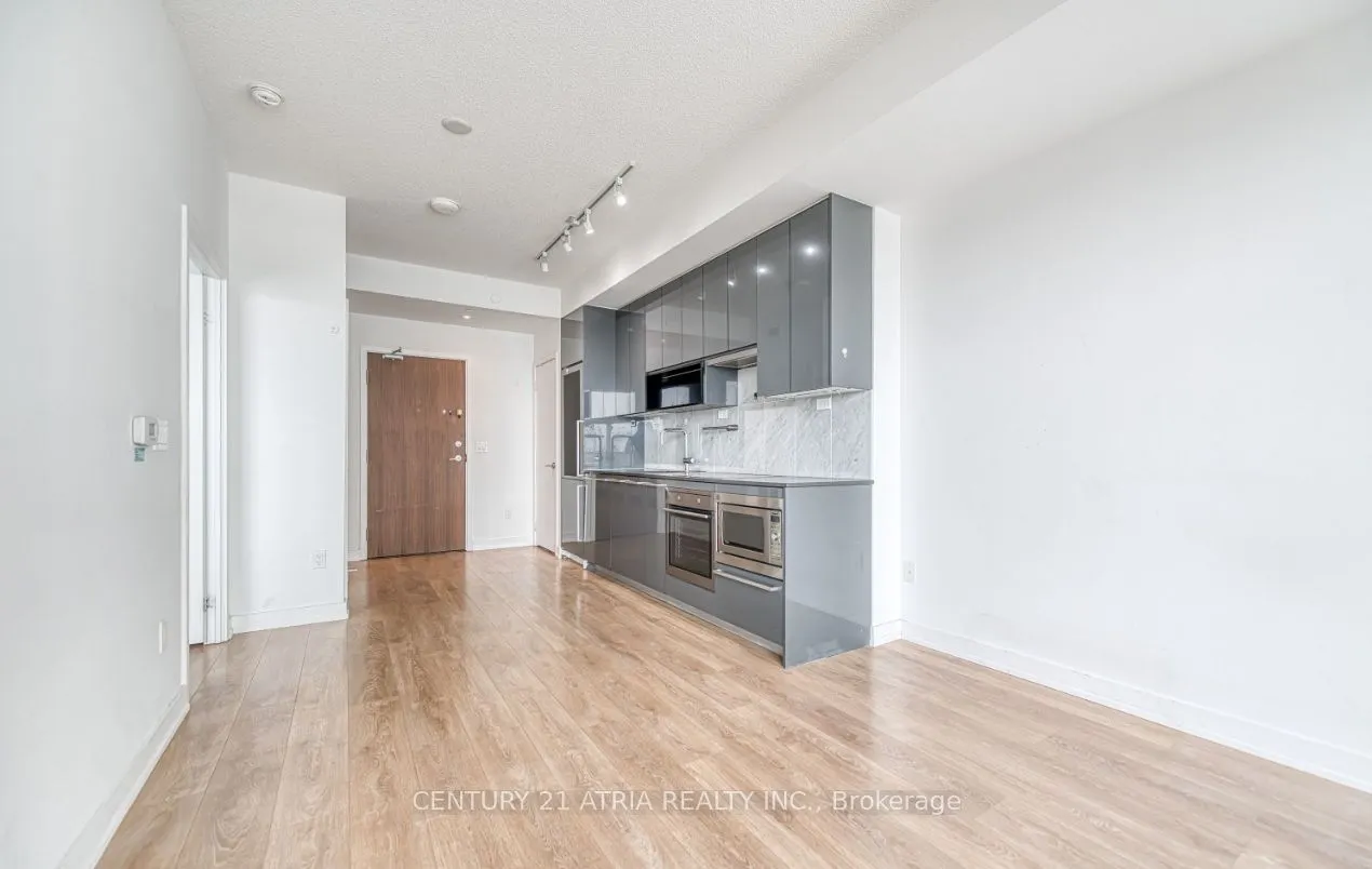 115 McMahon Drive #2606