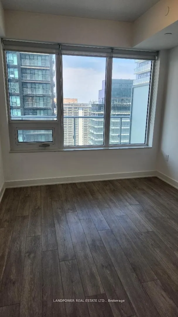 99 Broadway Avenue, #2811