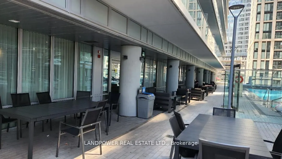 99 Broadway Avenue, #2811