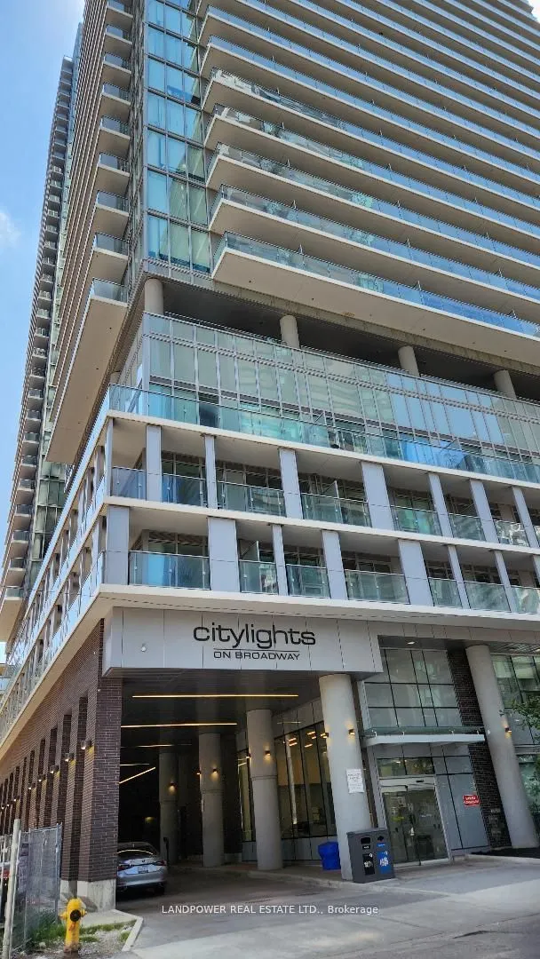 99 Broadway Avenue, #2811