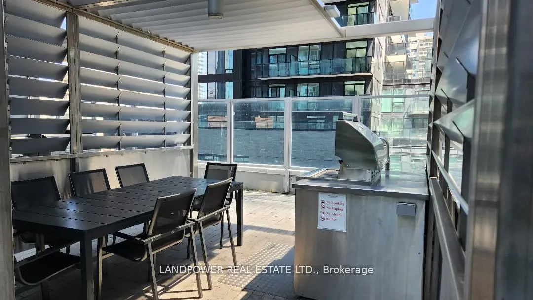 99 Broadway Avenue, #2811