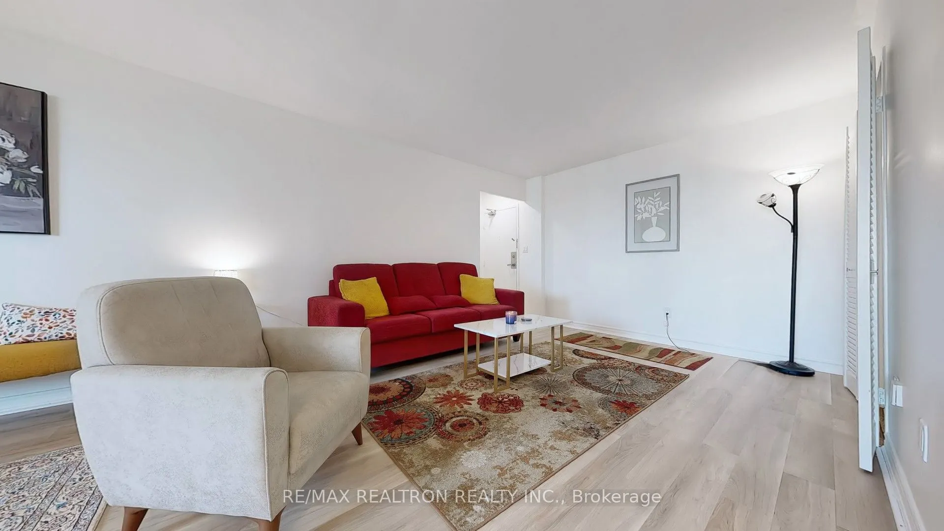 1 Massey Square, #2419