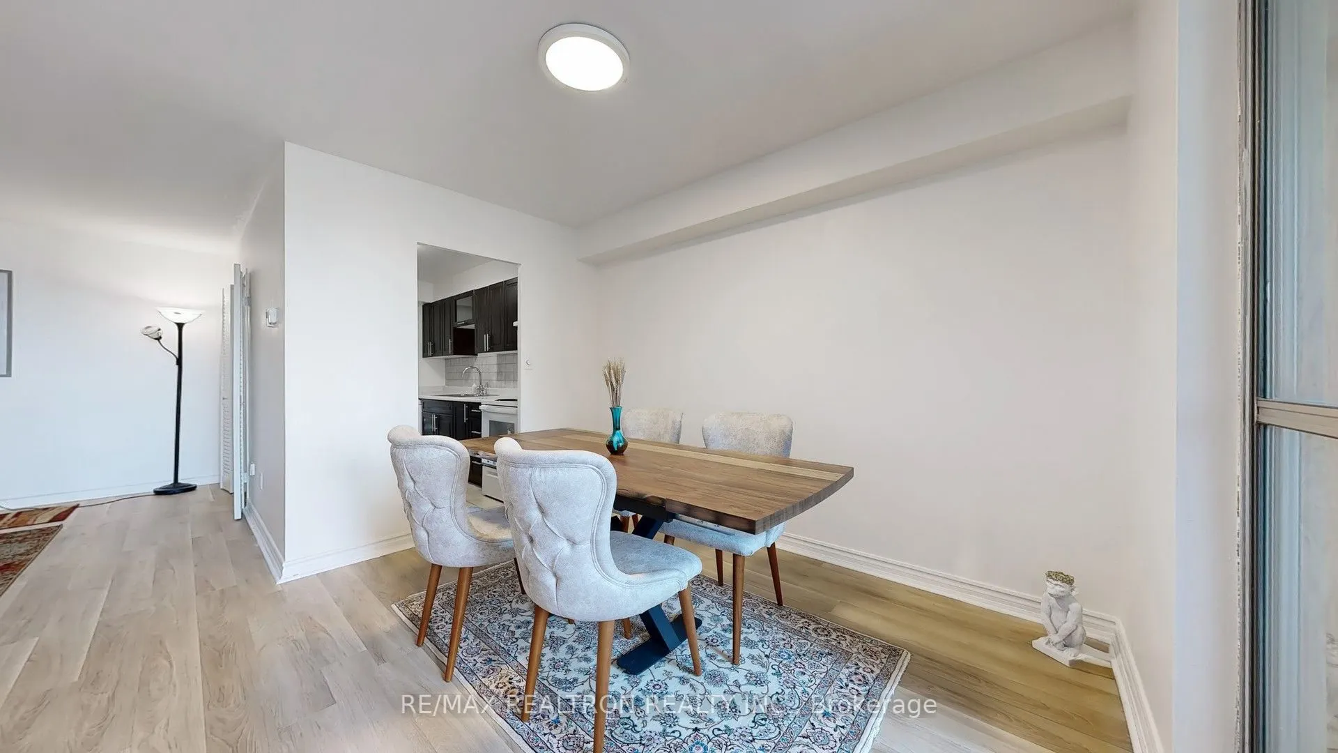 1 Massey Square, #2419