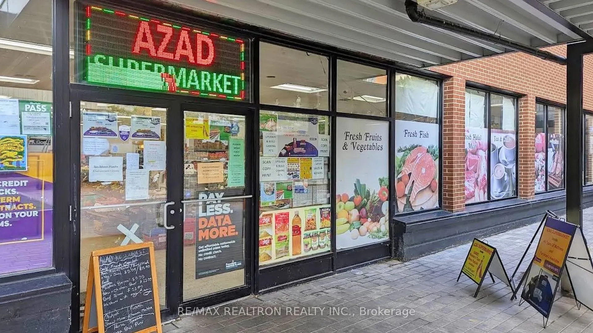 1 Massey Square, #2419