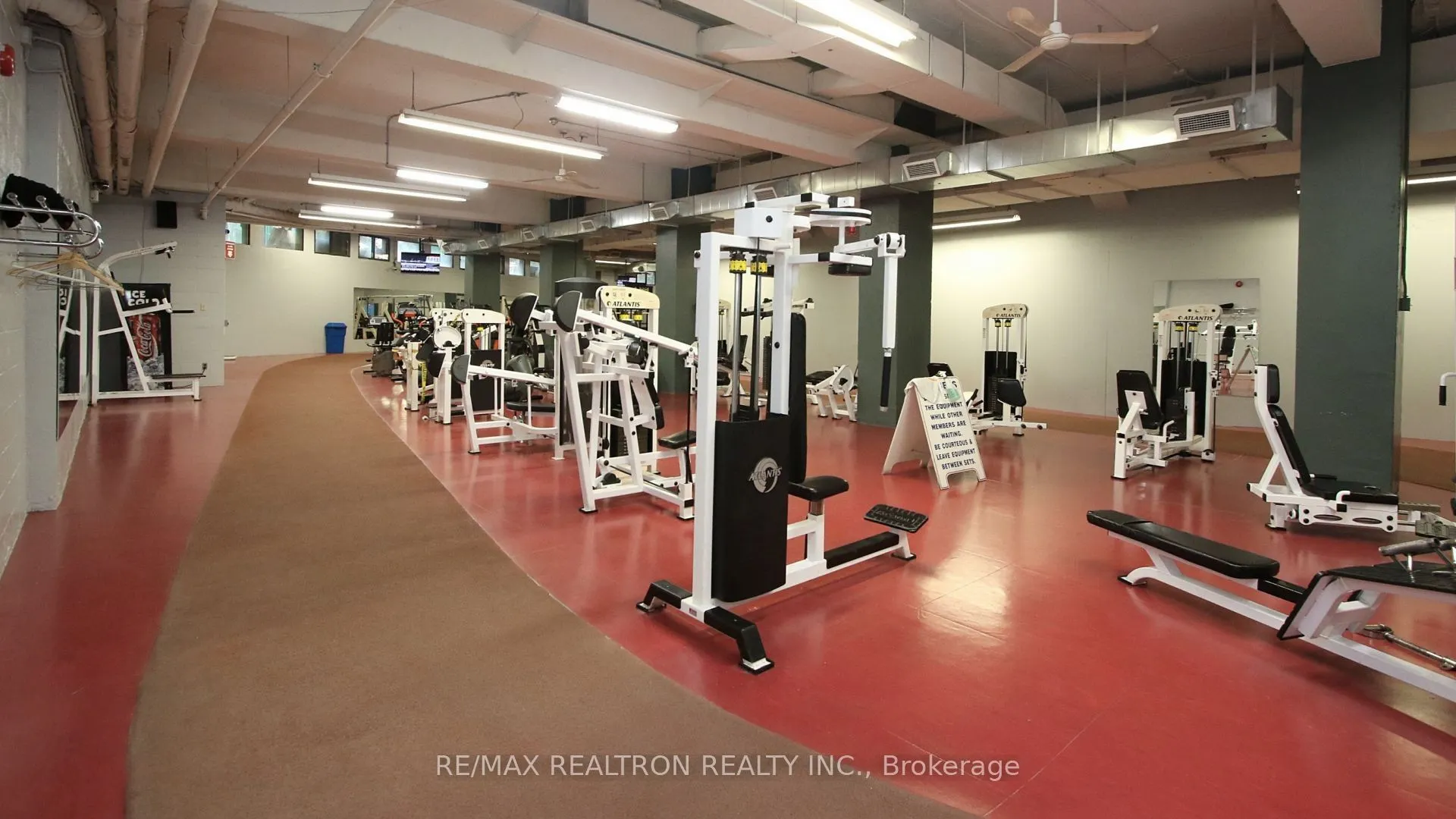 1 Massey Square, #2419