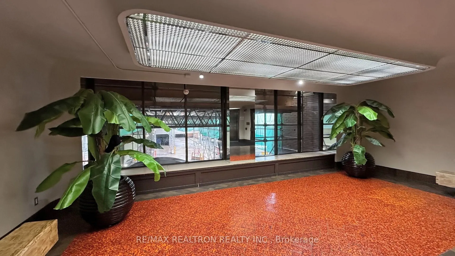 1 Massey Square, #2419