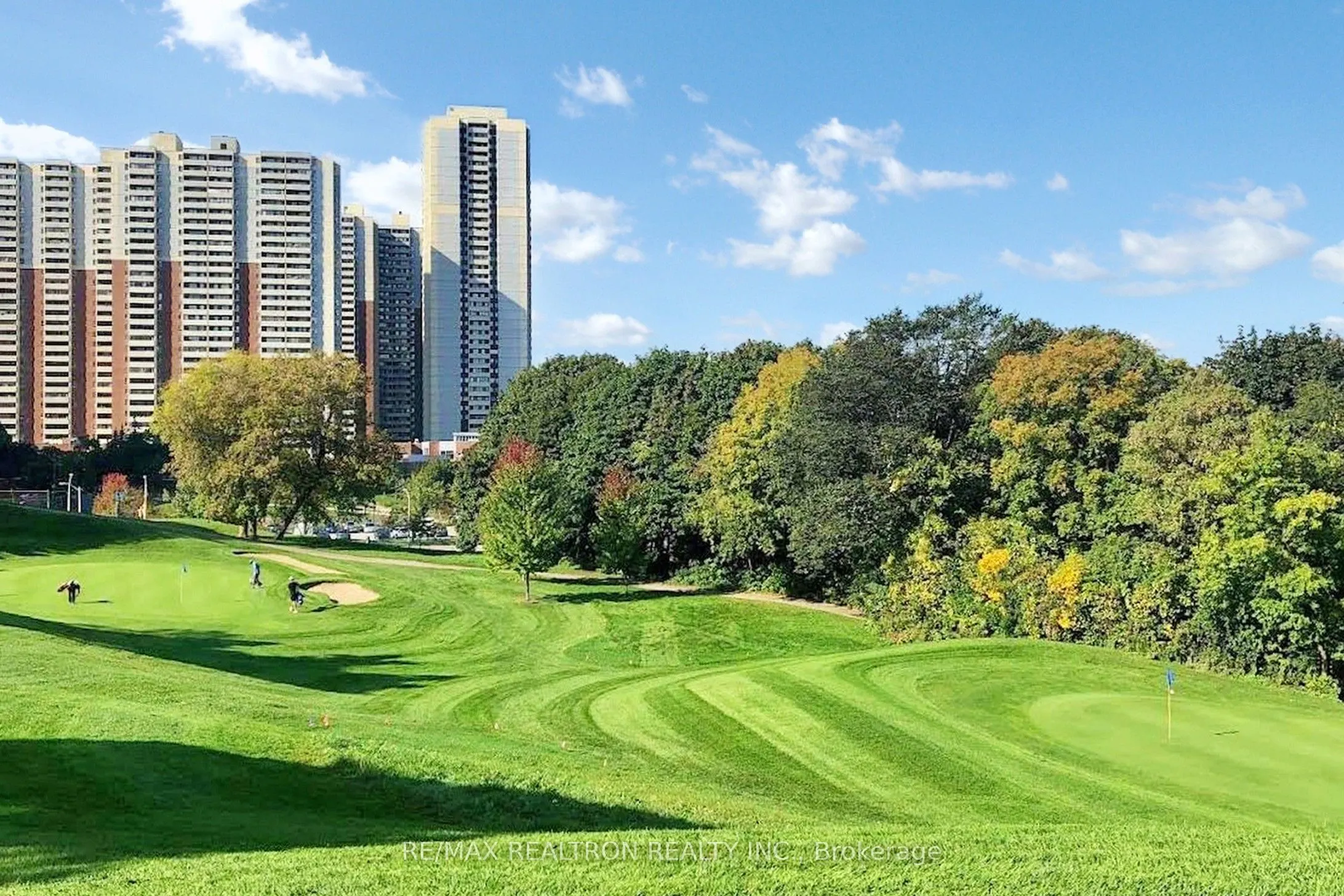 1 Massey Square, #2419