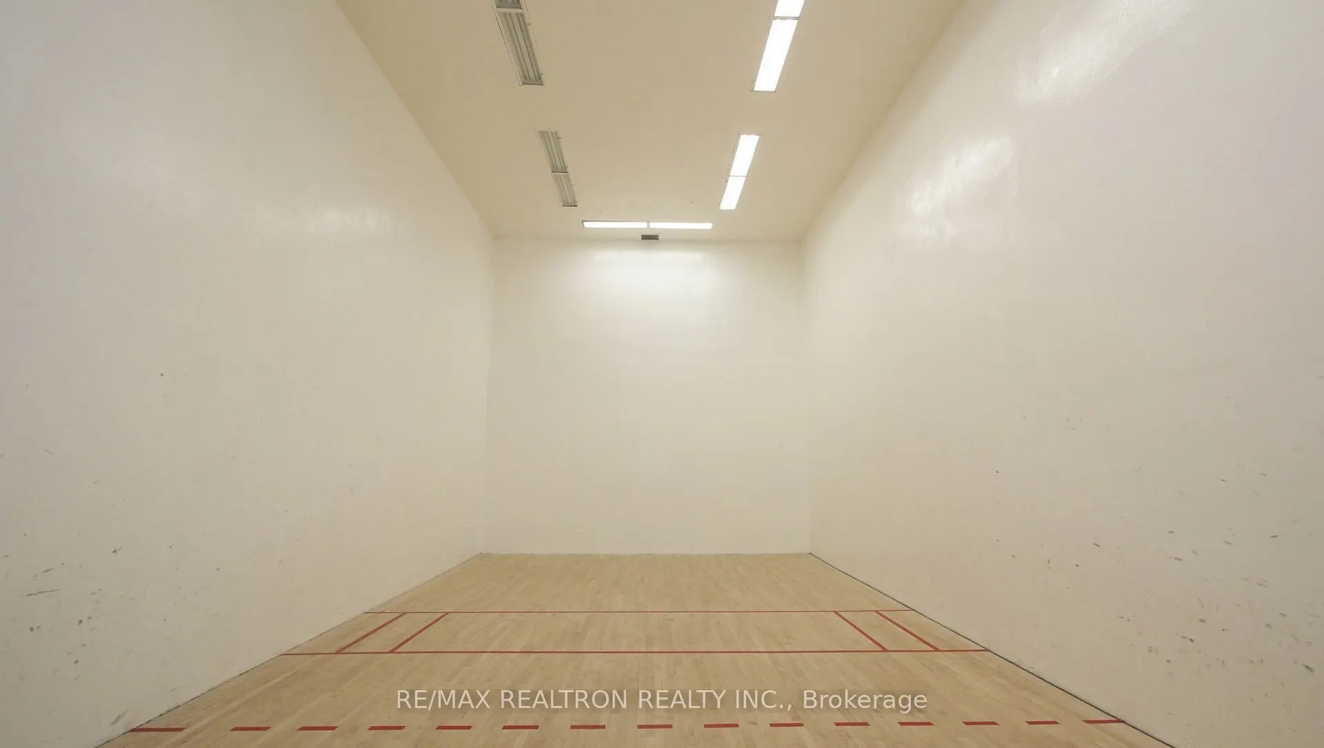 1 Massey Square, #2419