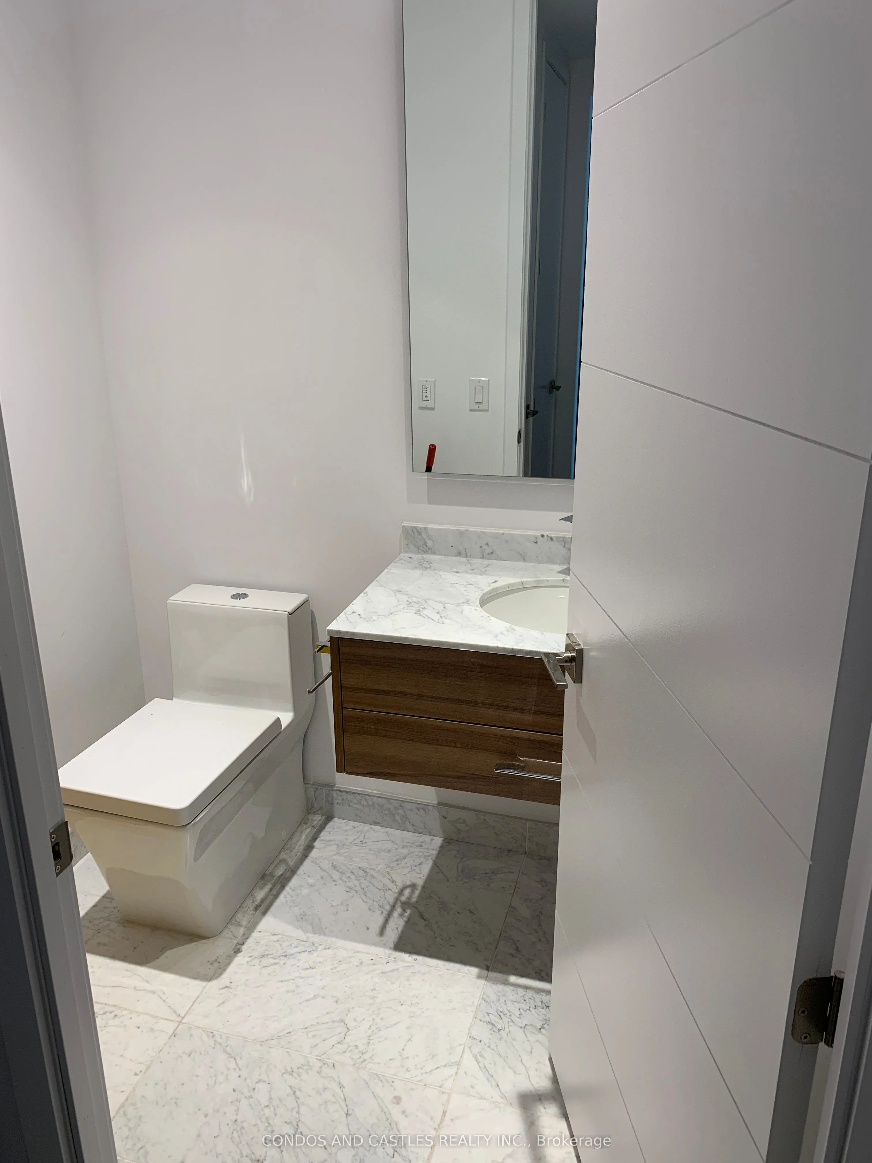 488 University Avenue, #5301