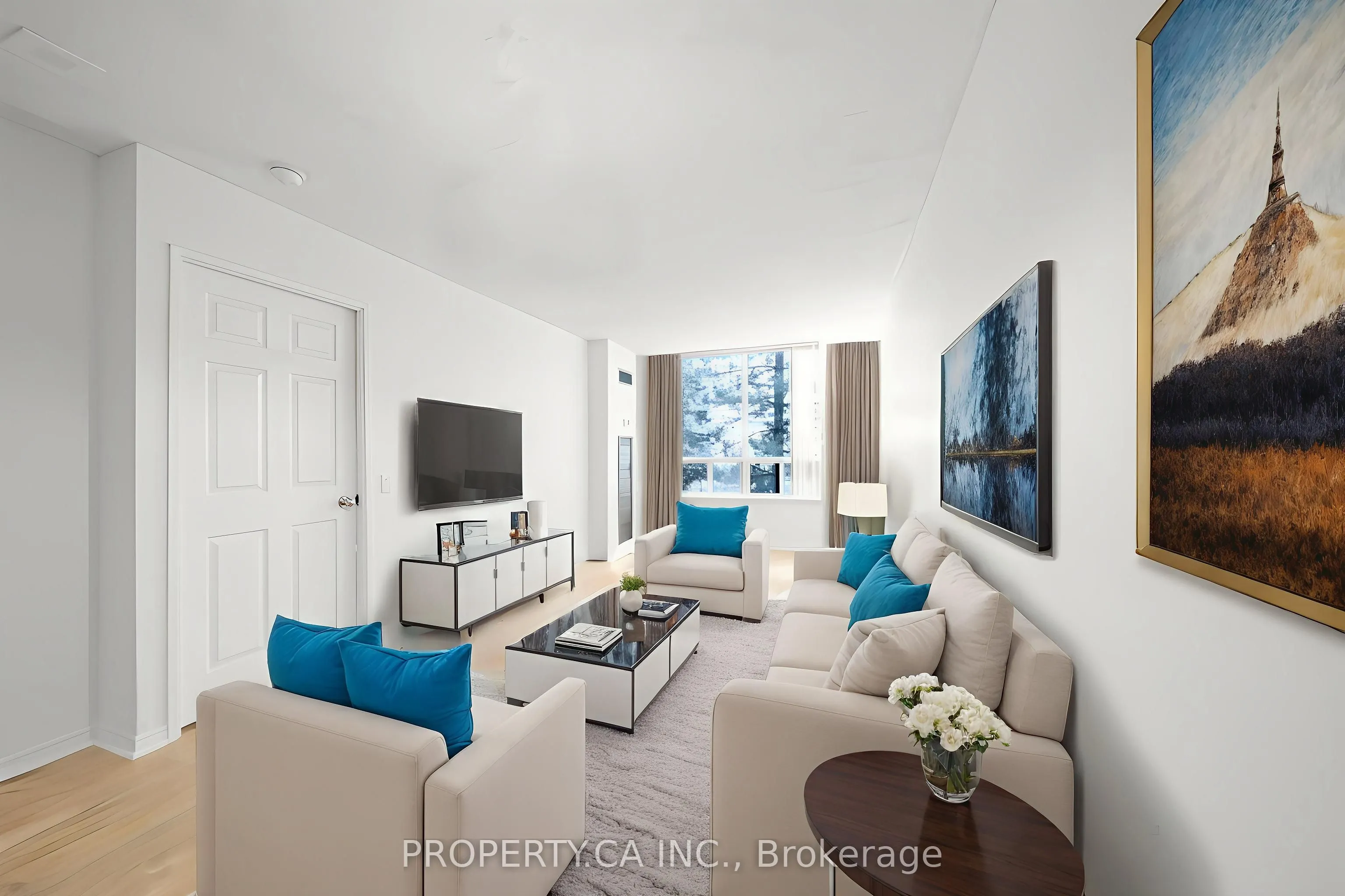 7 Bishop Avenue, #312
