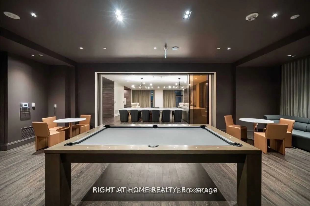 39 Roehampton Avenue, #1301