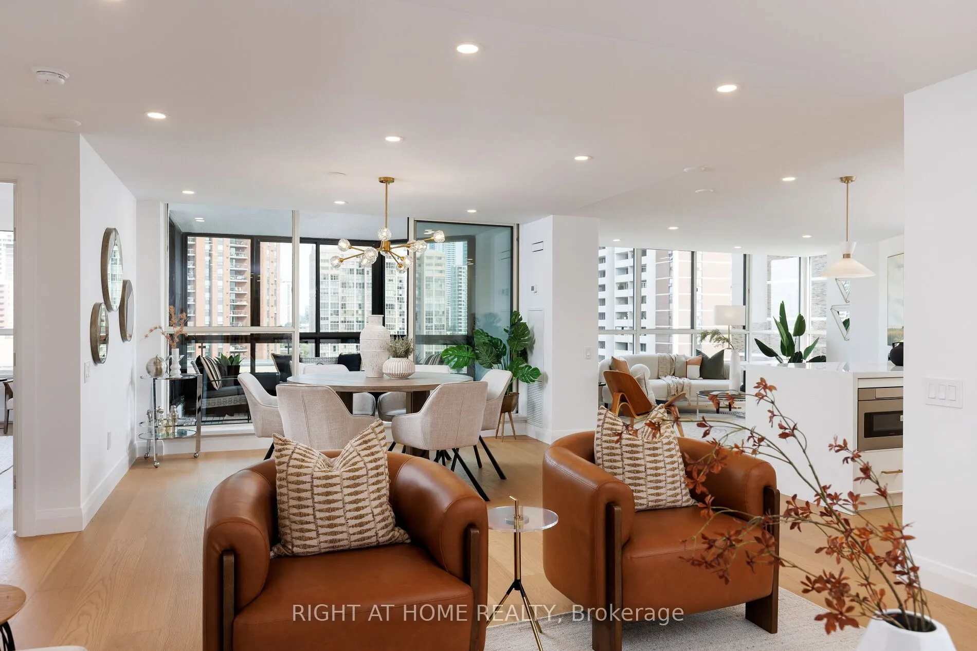 130 Carlton Street E, #1403