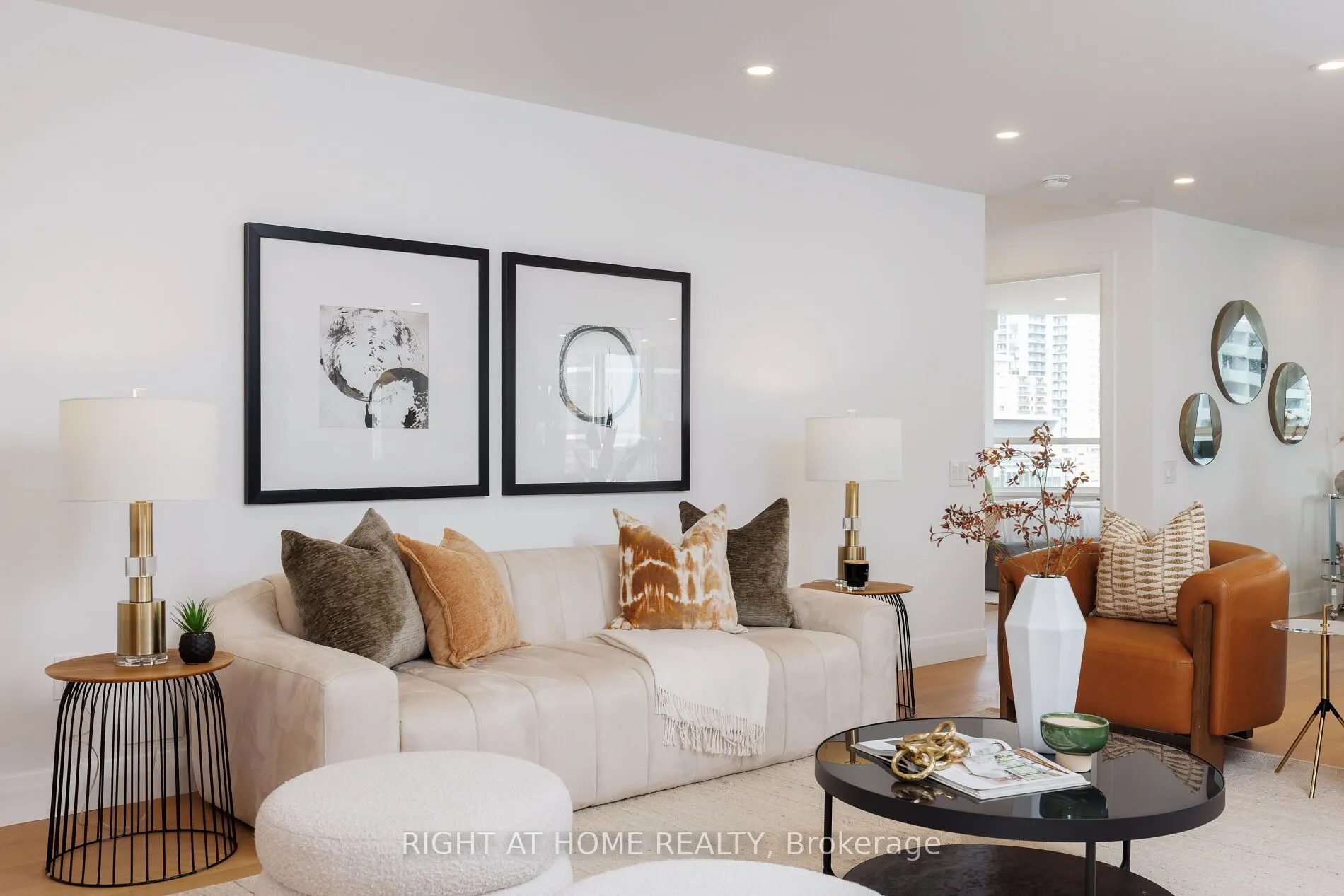 130 Carlton Street E, #1403