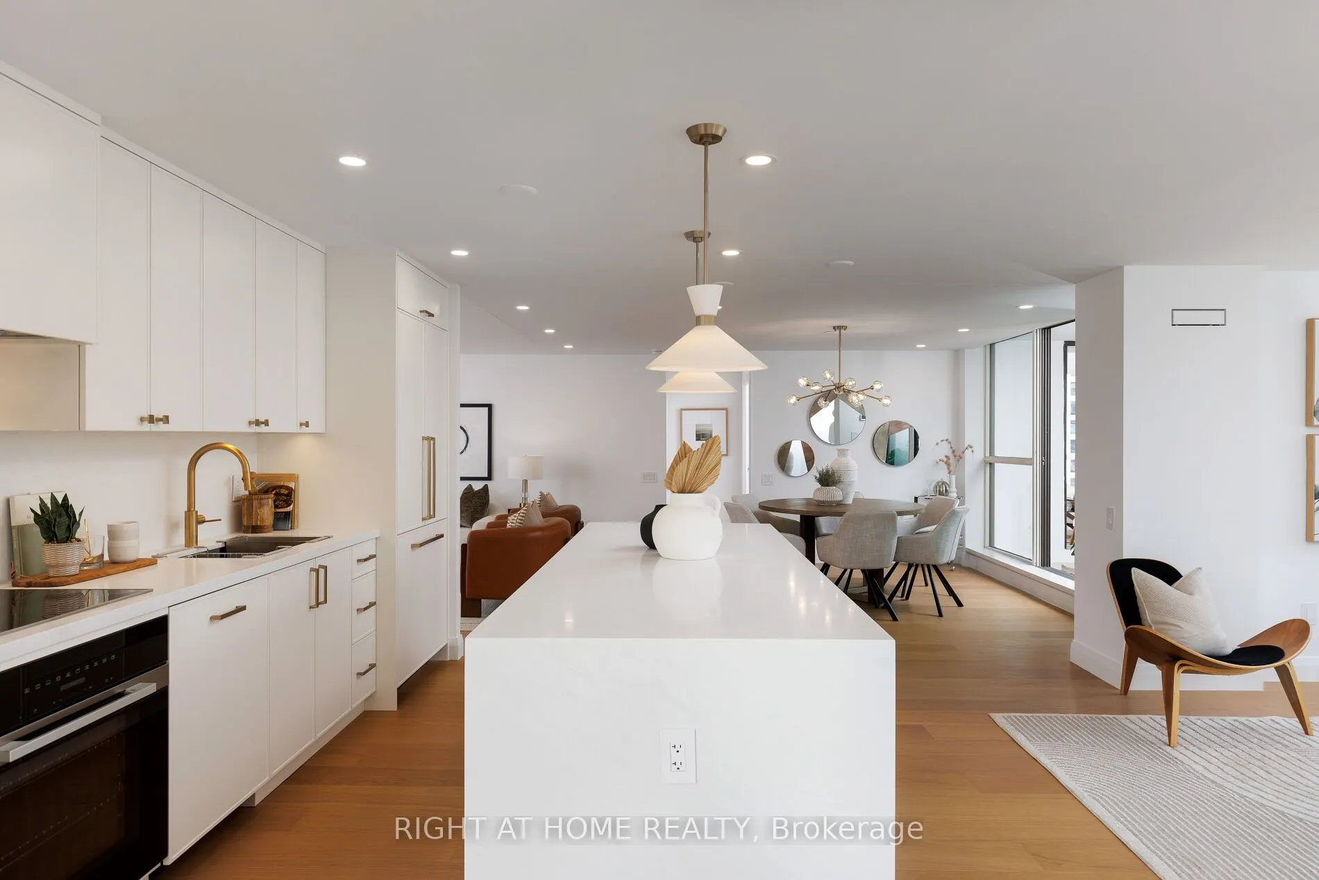 130 Carlton Street E, #1403