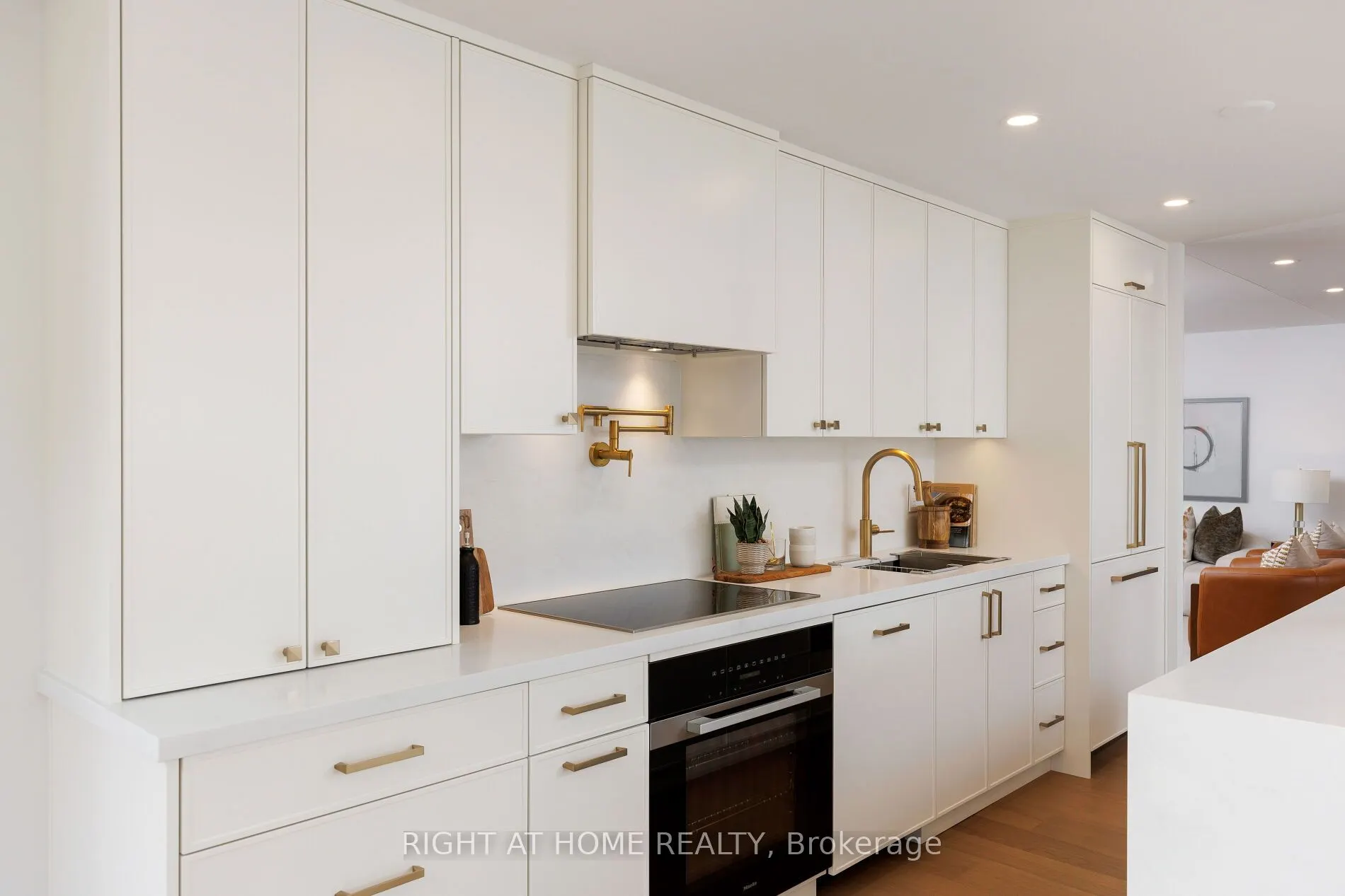130 Carlton Street E, #1403