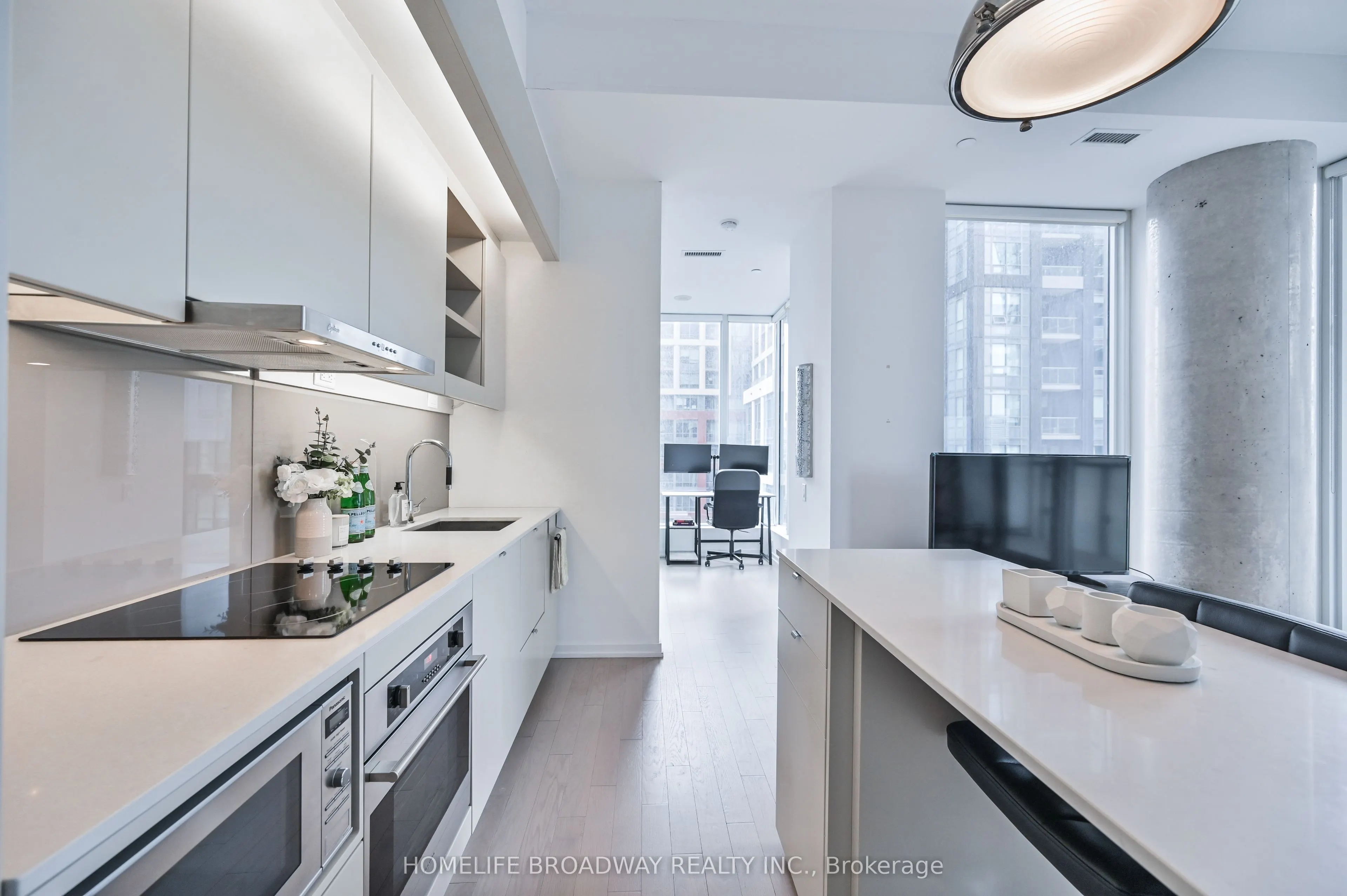 101 Peter Street, #1116