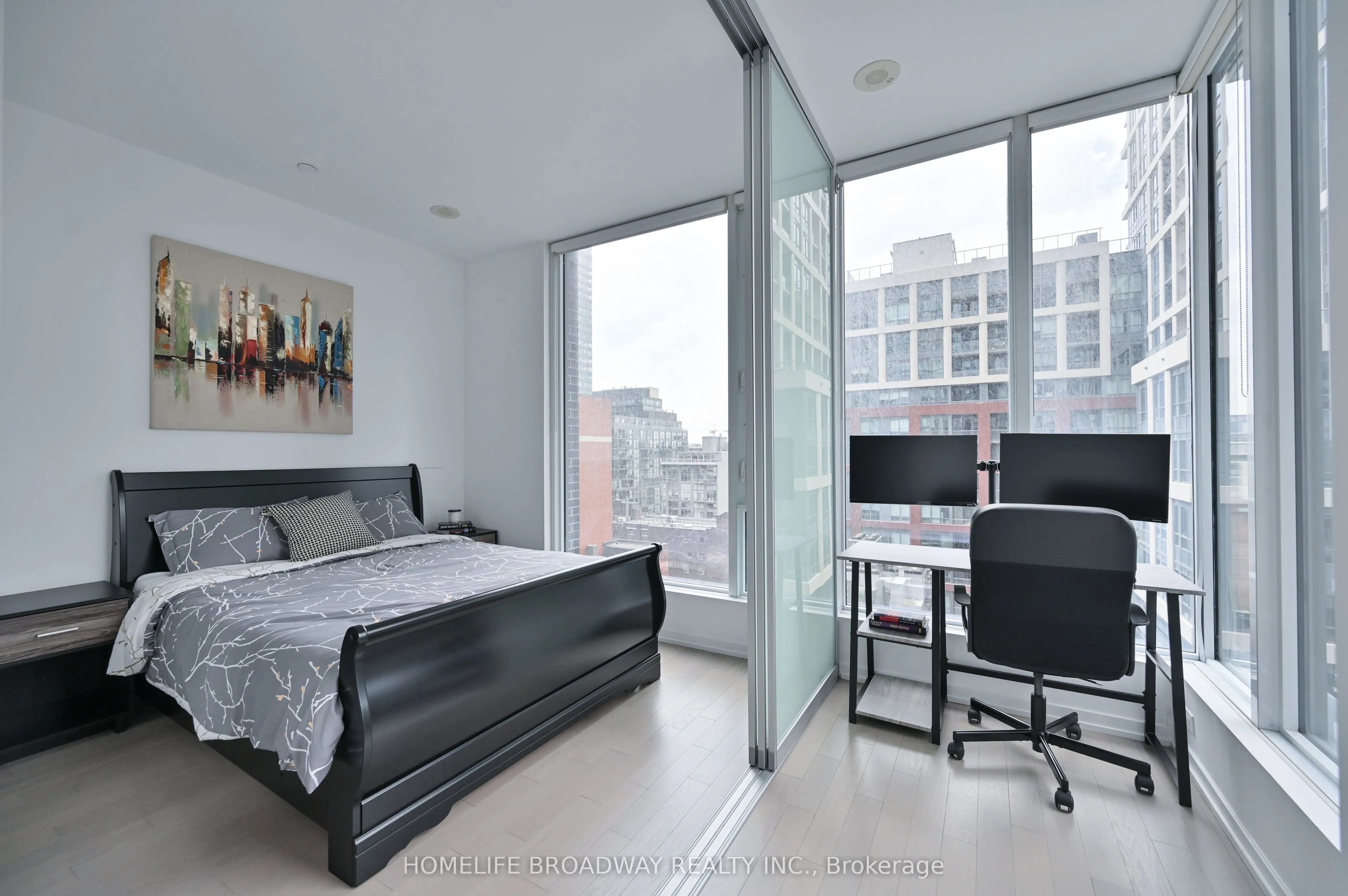 101 Peter Street, #1116