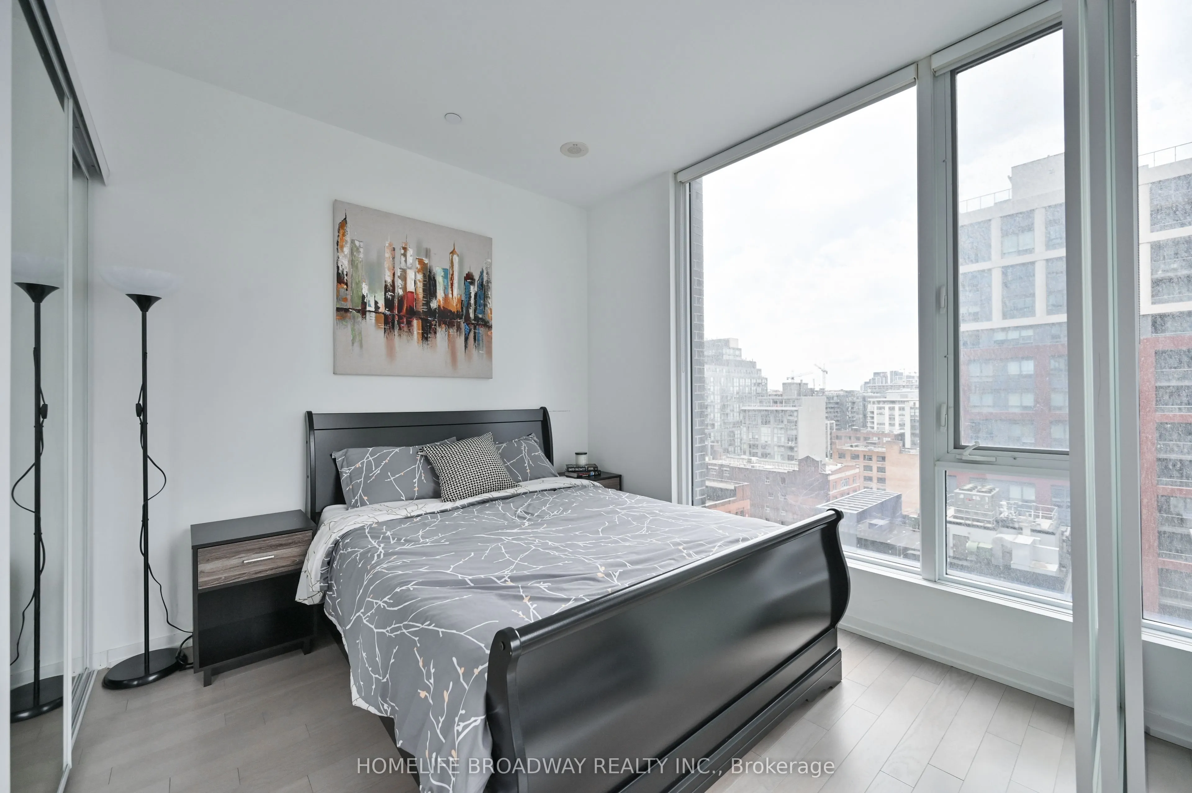 101 Peter Street, #1116