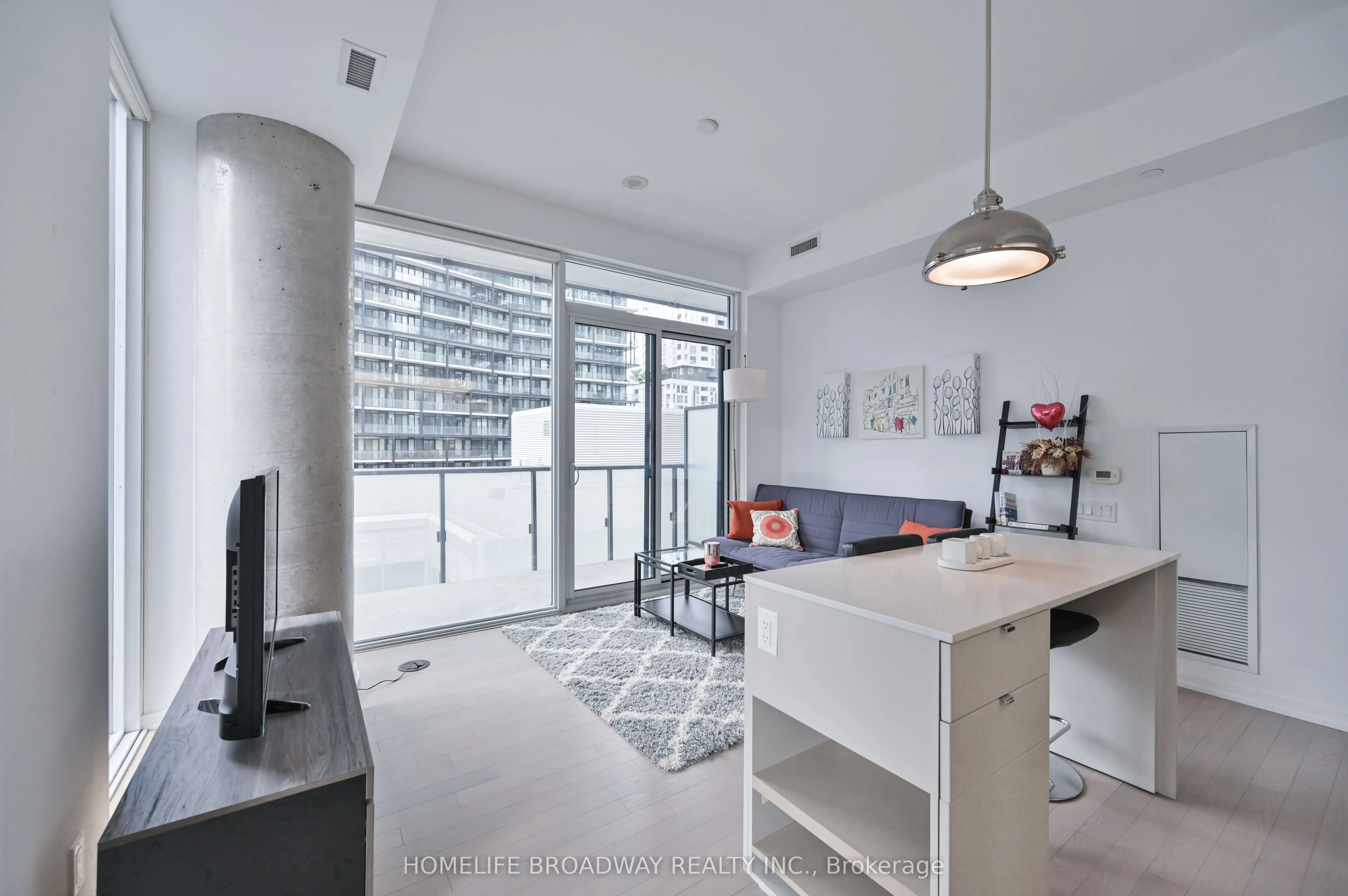 101 Peter Street, #1116