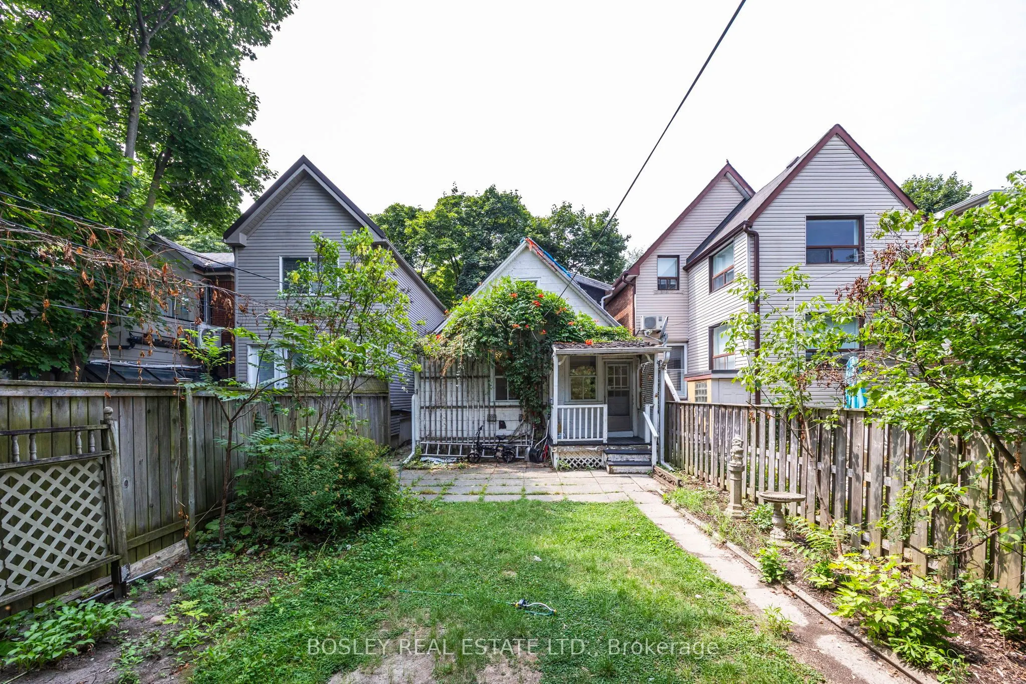 205 Wychwood Avenue