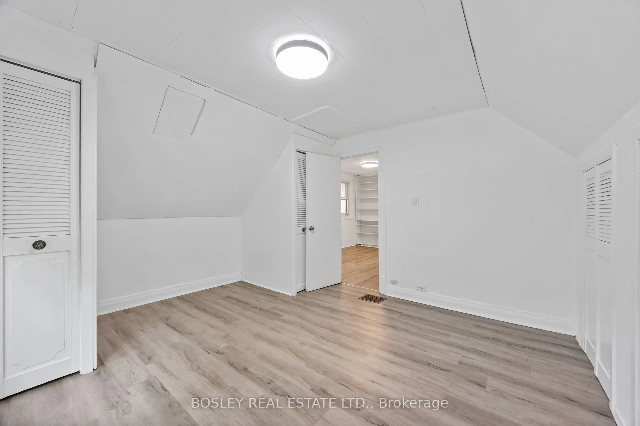205 Wychwood Avenue