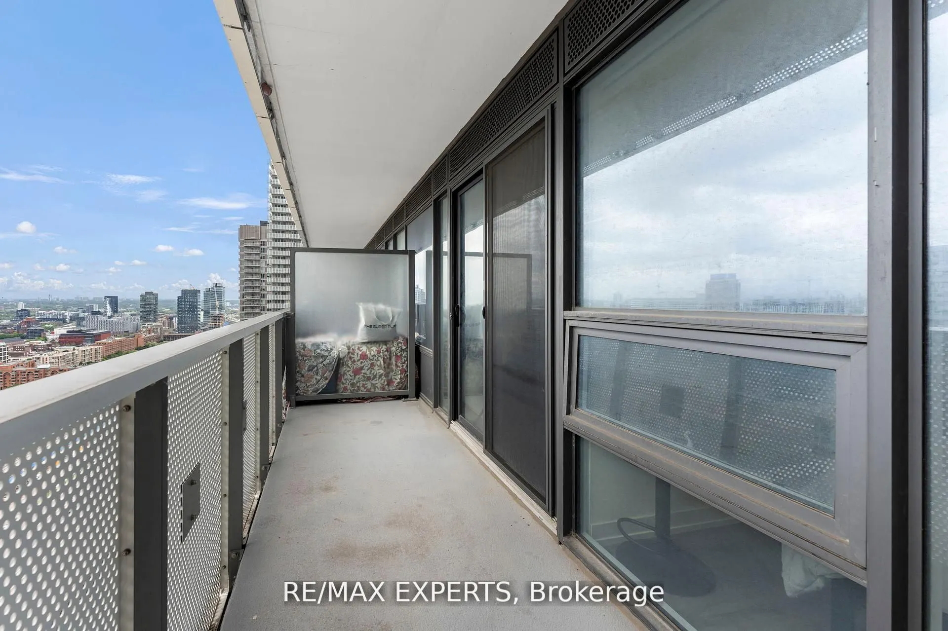 138 Downes Street, #3302