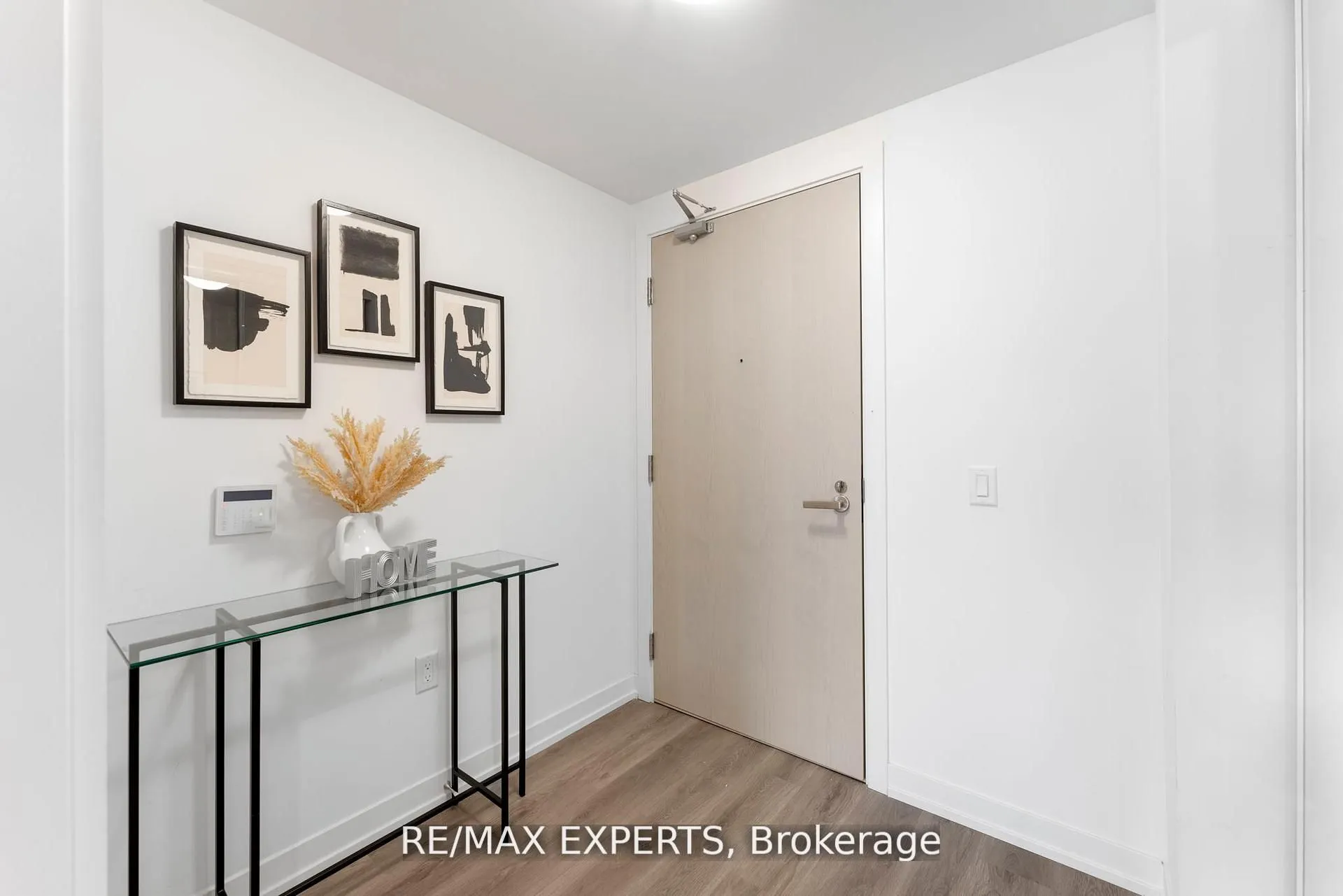 138 Downes Street, #3302