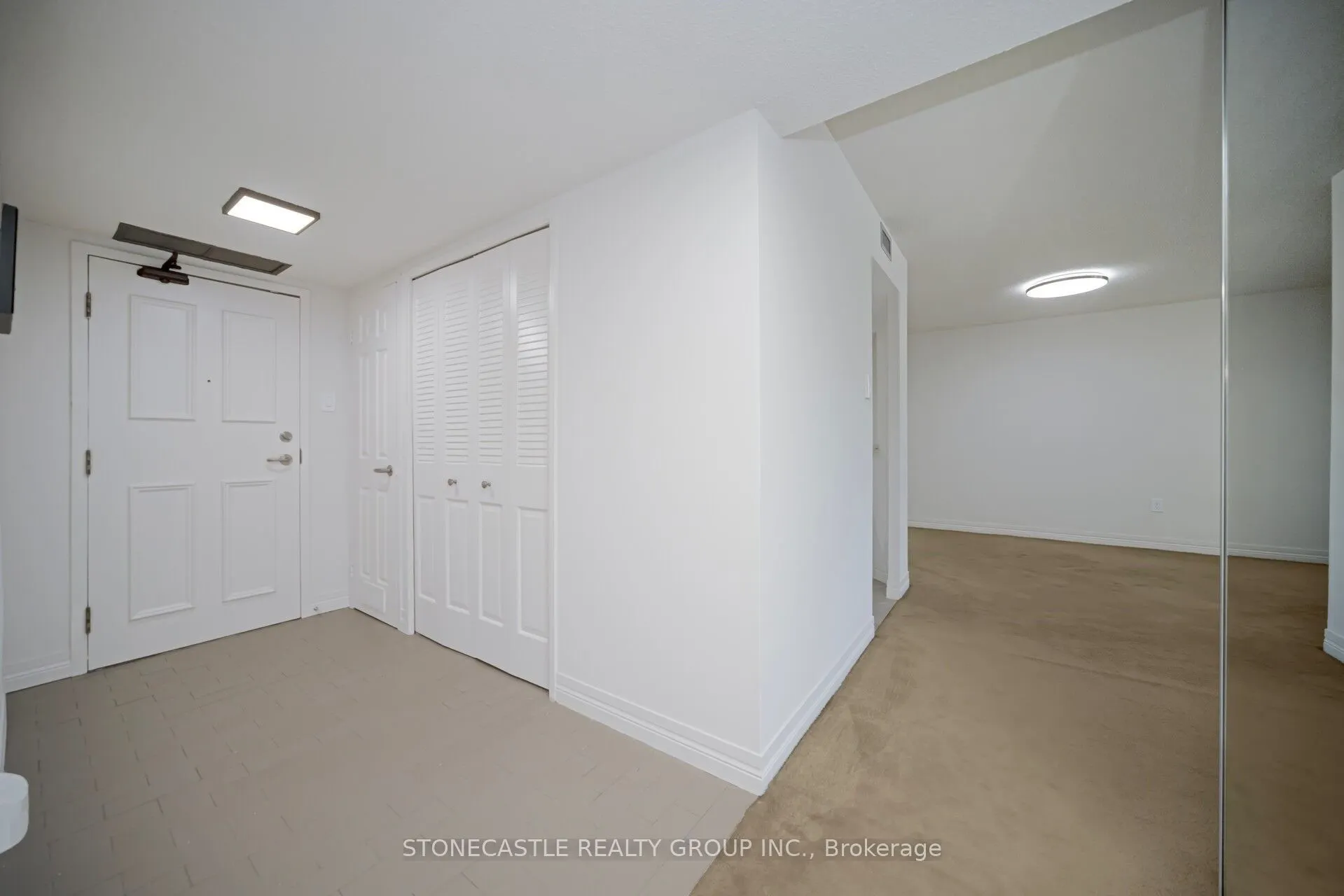 245 The Donway, #113