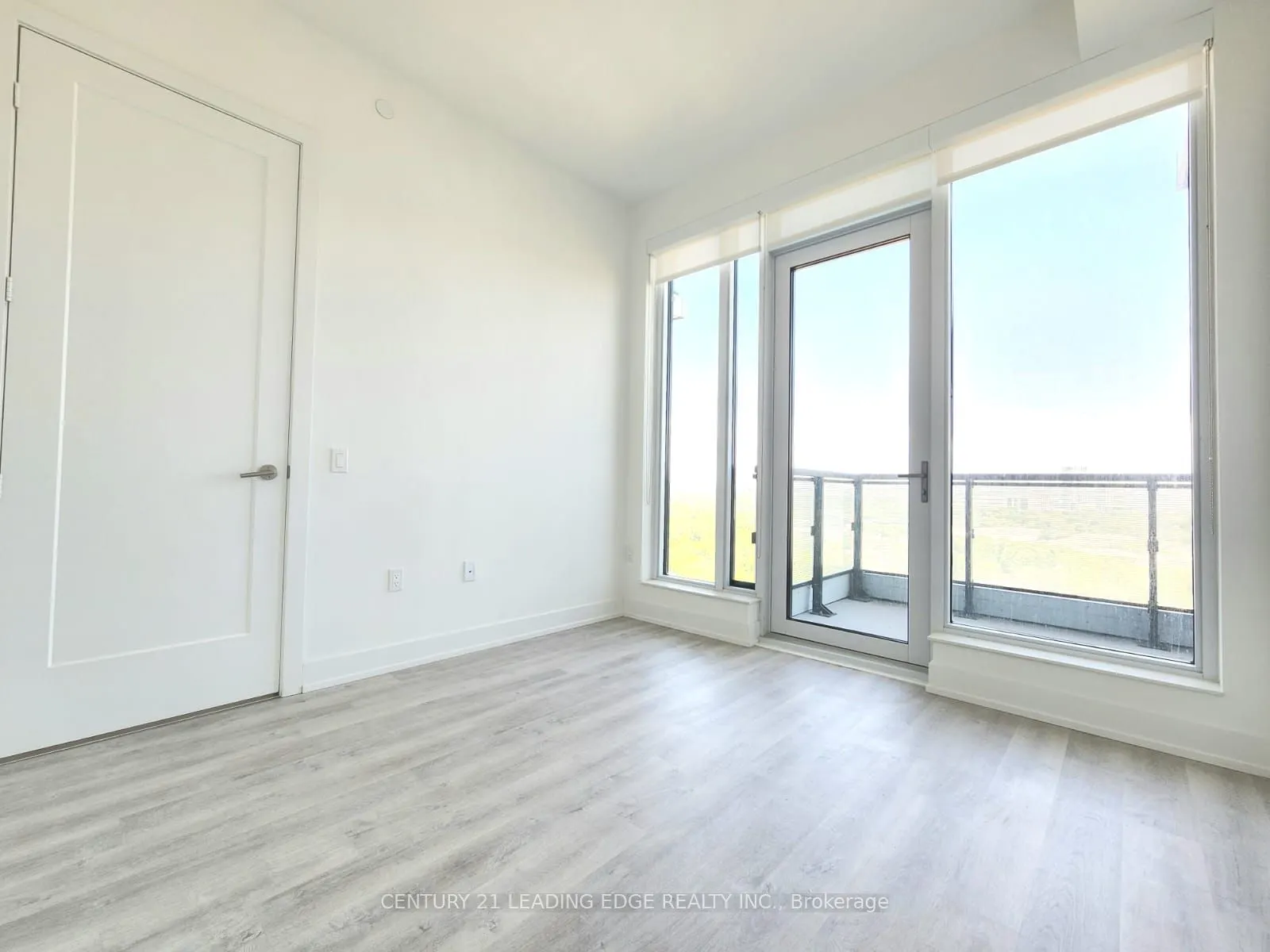 20 Inn On The Park Drive, #2539