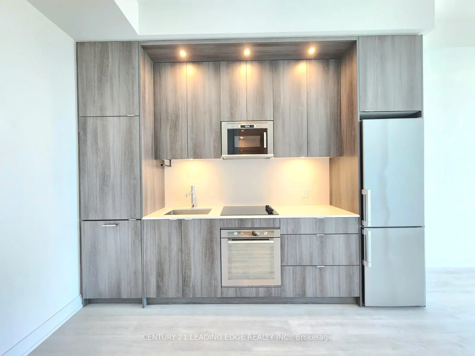 20 Inn On The Park Drive, #2539