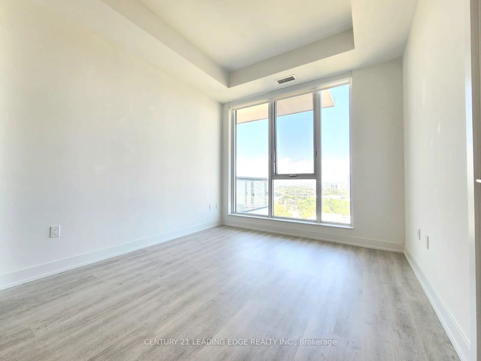 20 Inn On The Park Drive, #2539