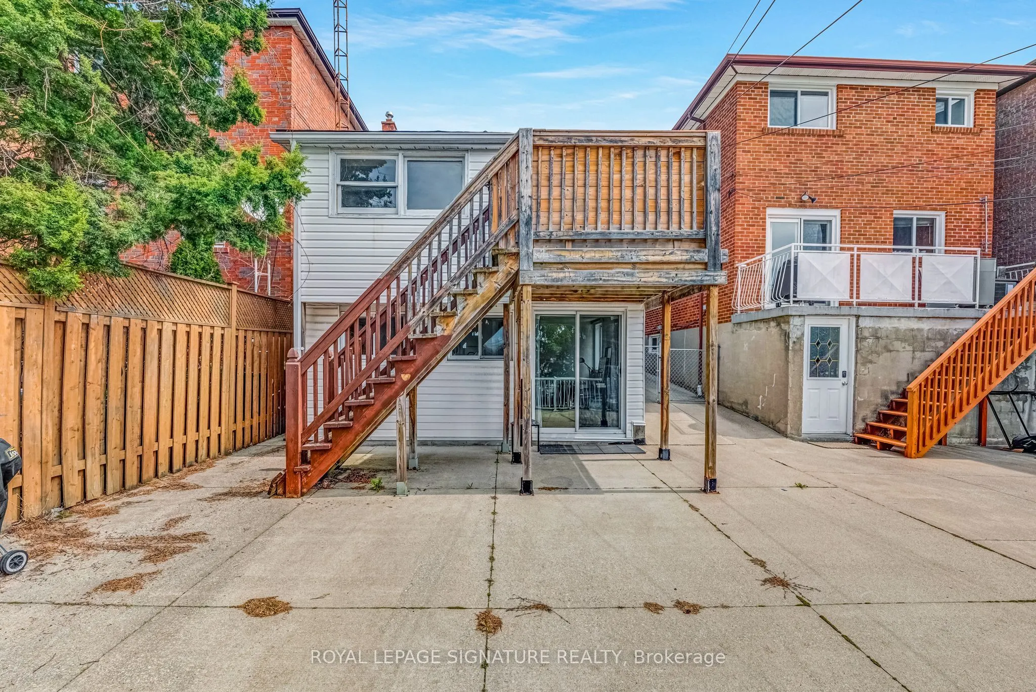 494 Northcliffe Boulevard