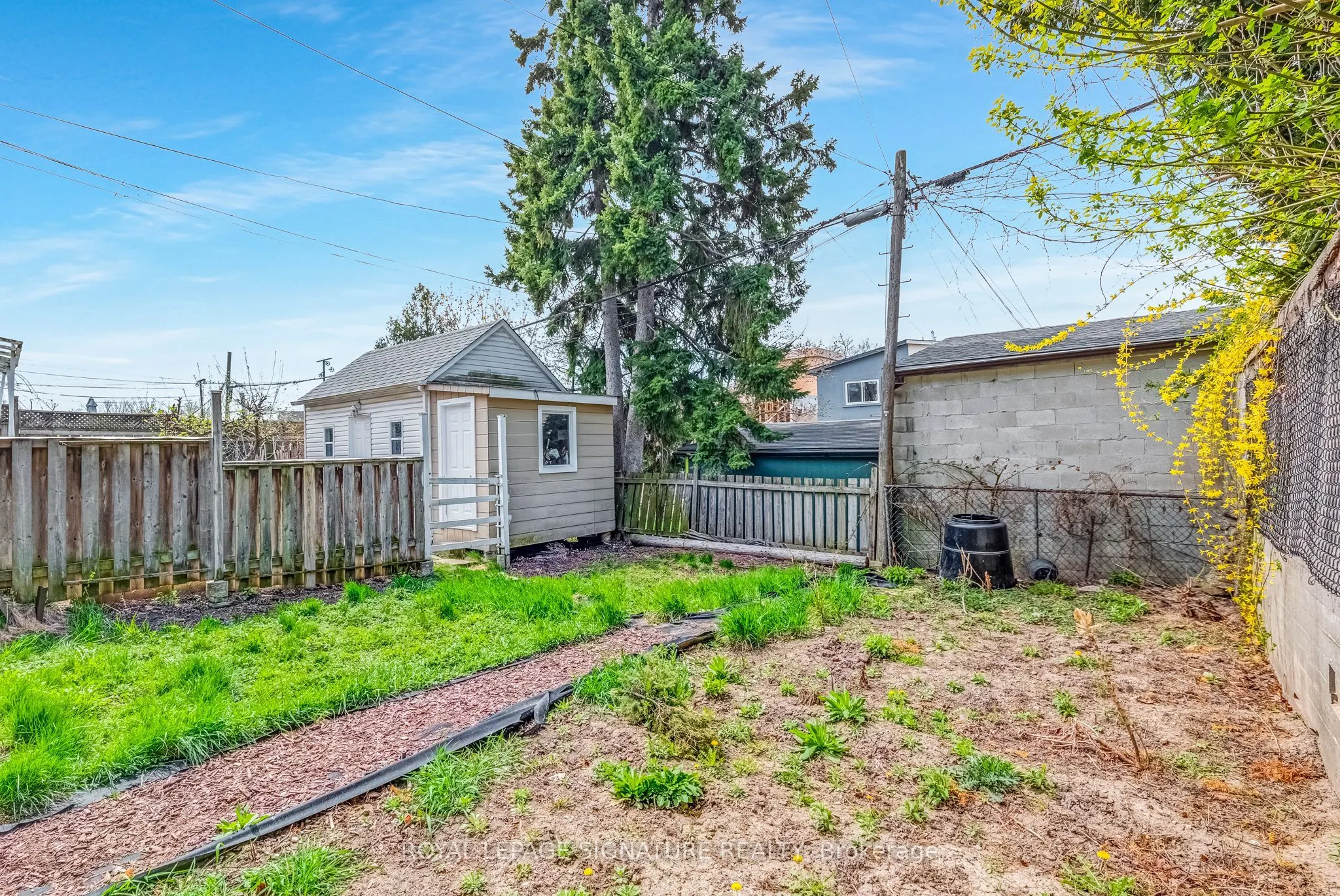 494 Northcliffe Boulevard