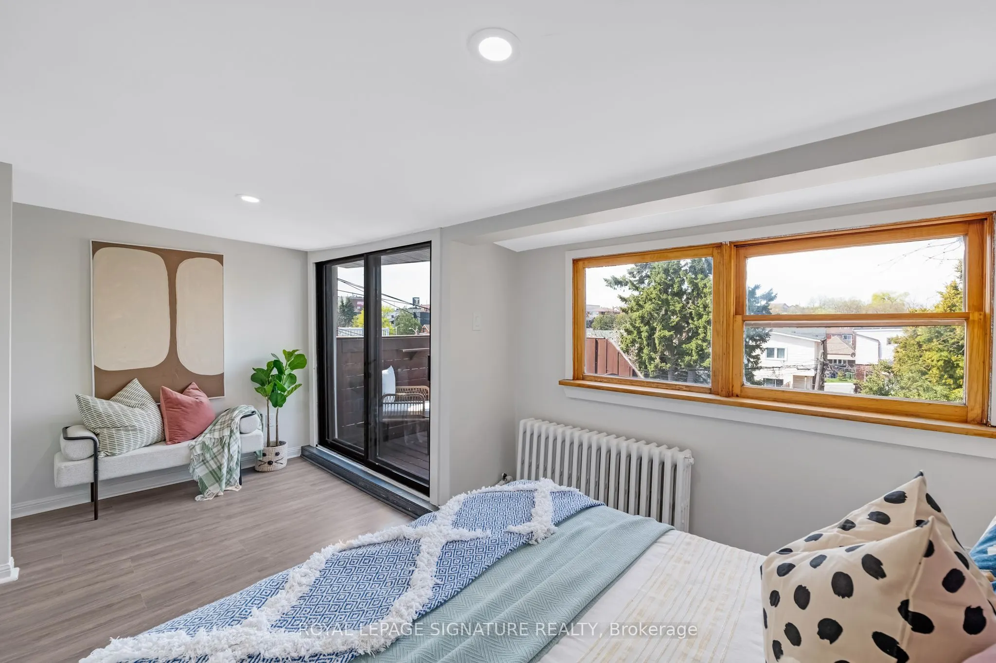 494 Northcliffe Boulevard