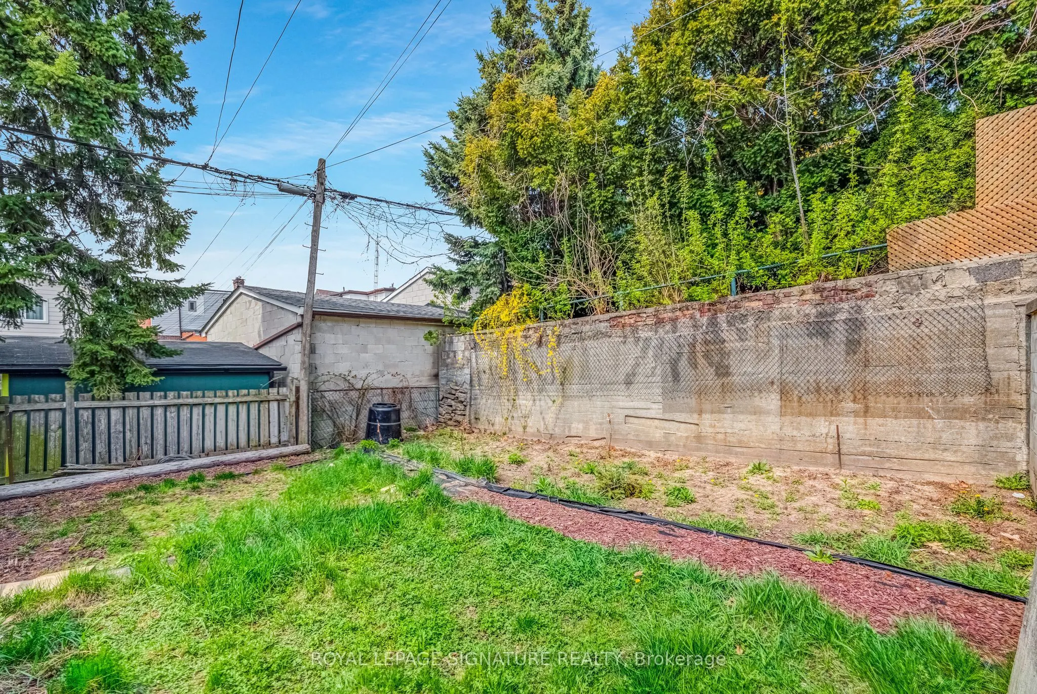 494 Northcliffe Boulevard