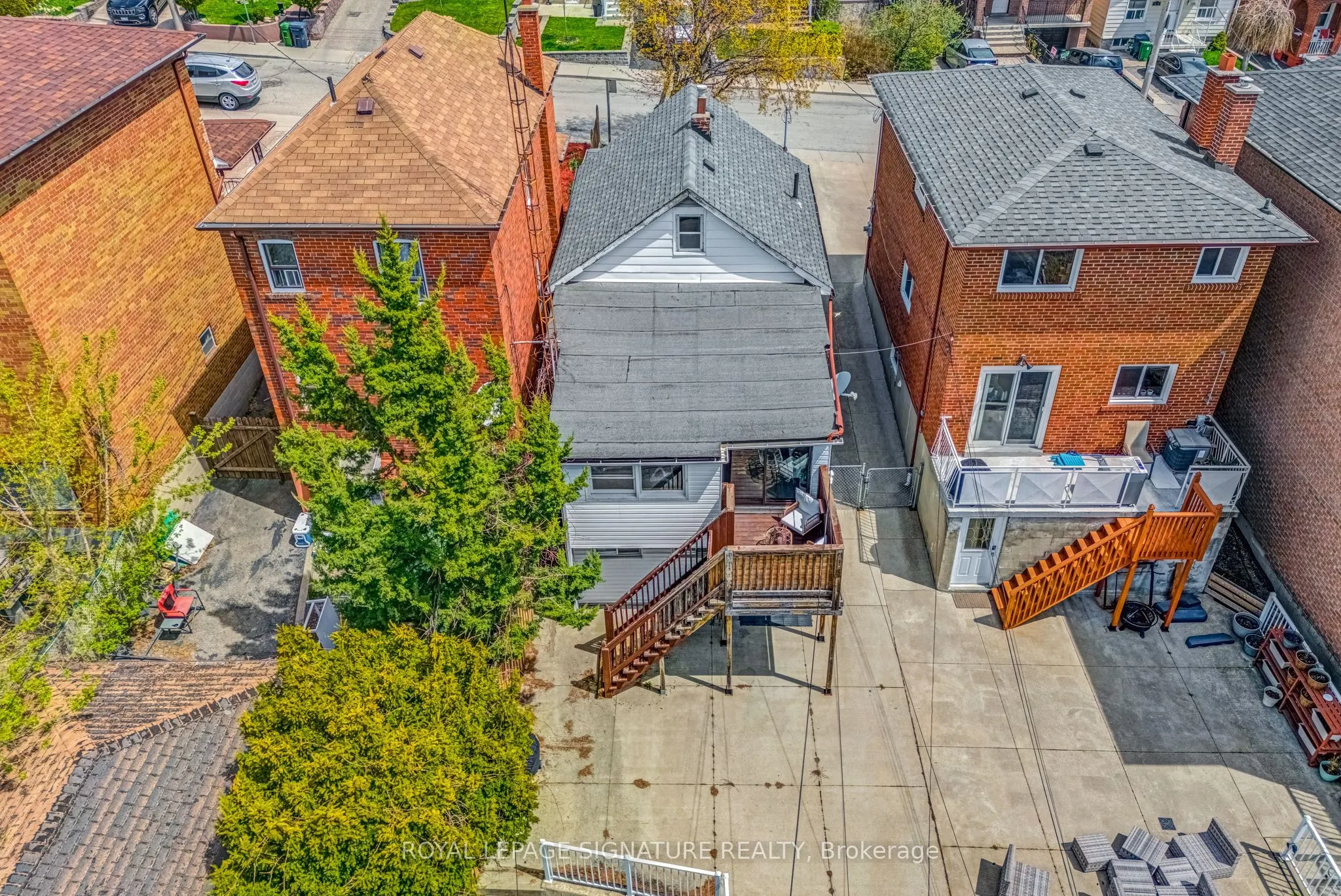 494 Northcliffe Boulevard