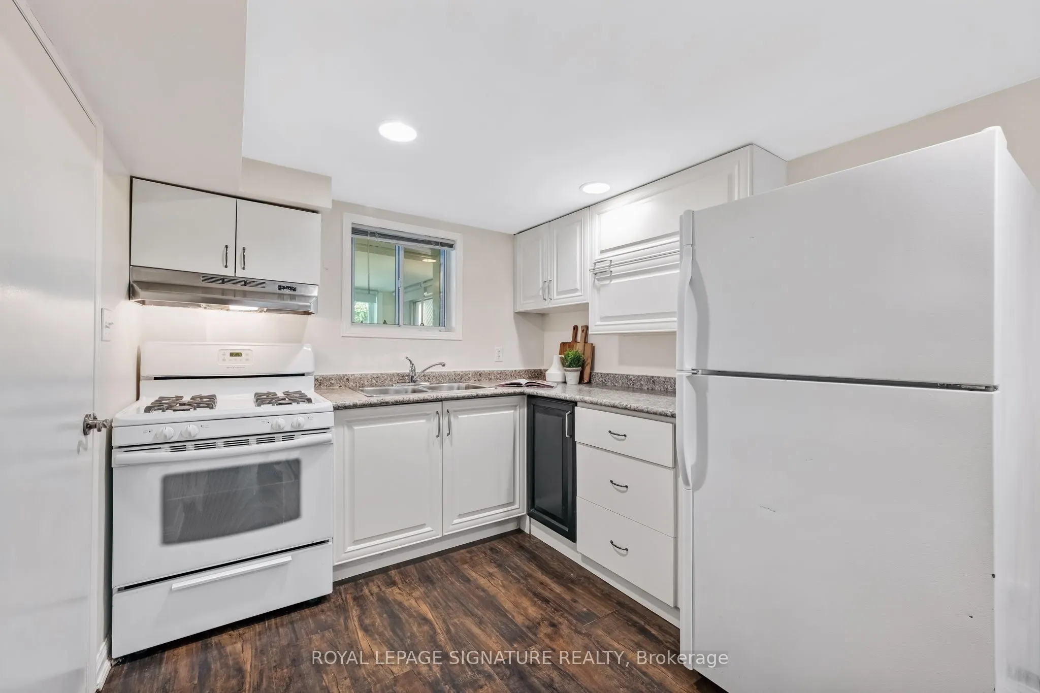 494 Northcliffe Boulevard
