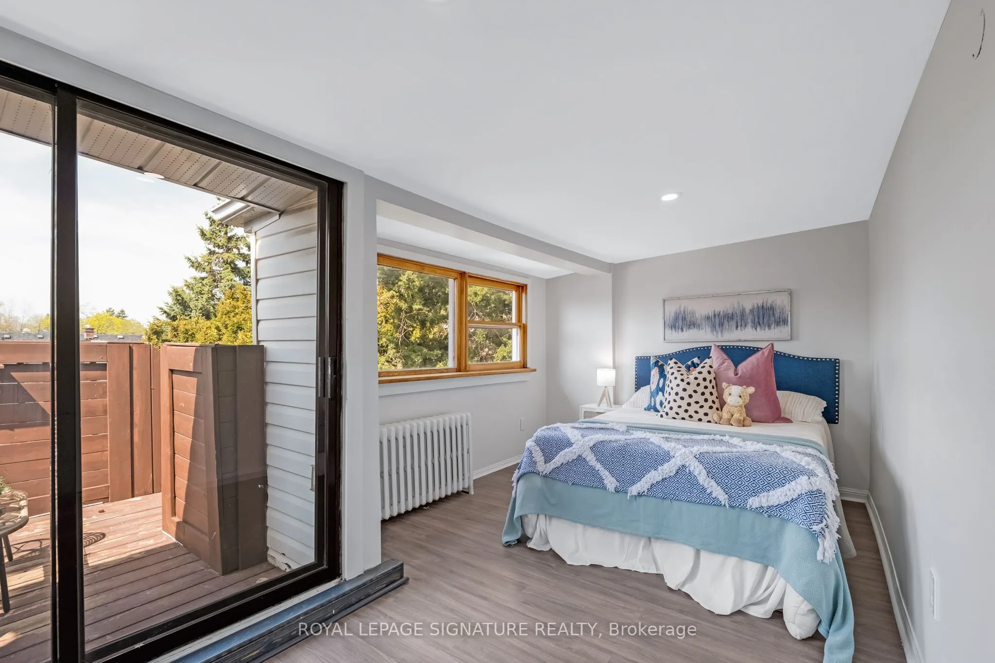 494 Northcliffe Boulevard