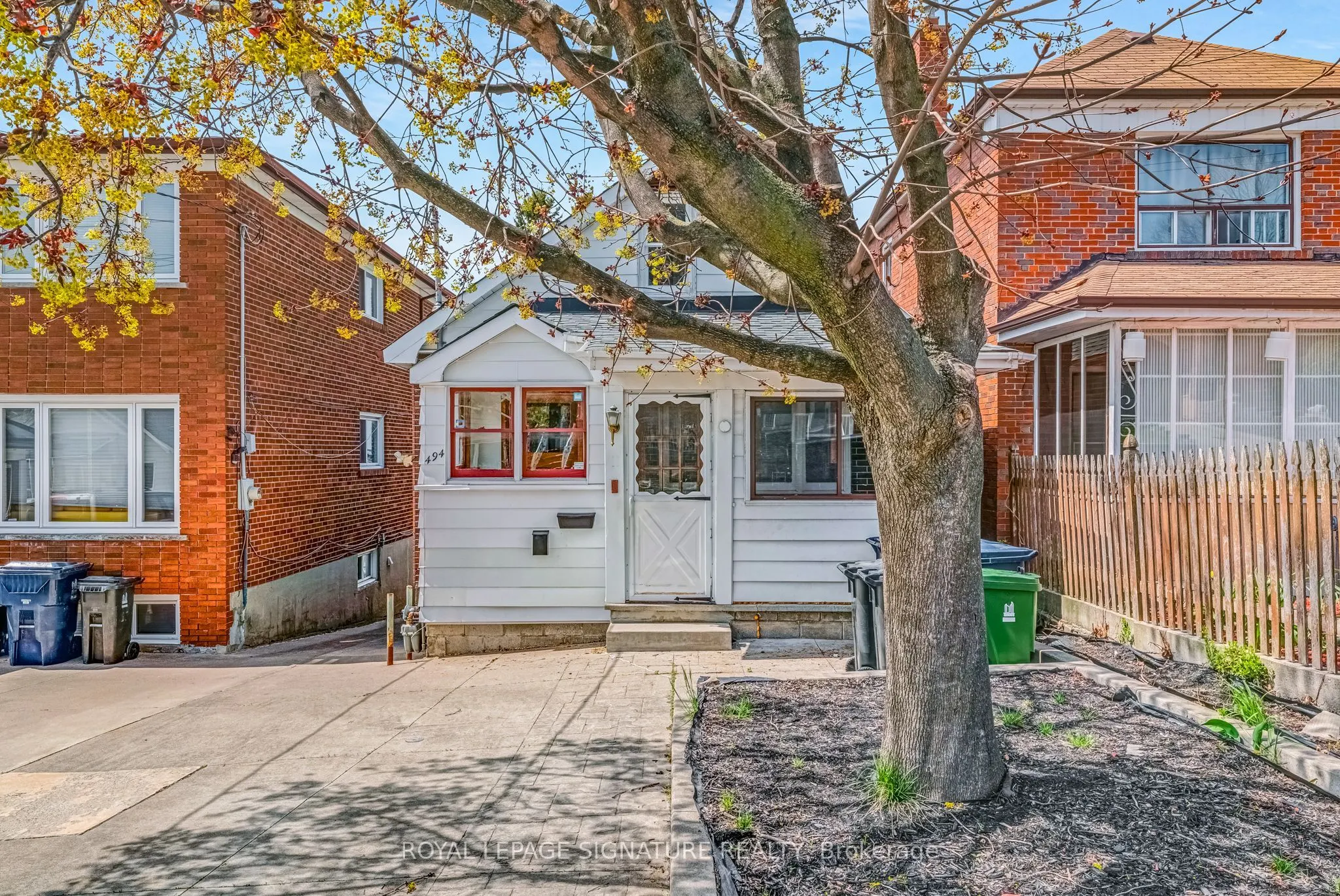 494 Northcliffe Boulevard